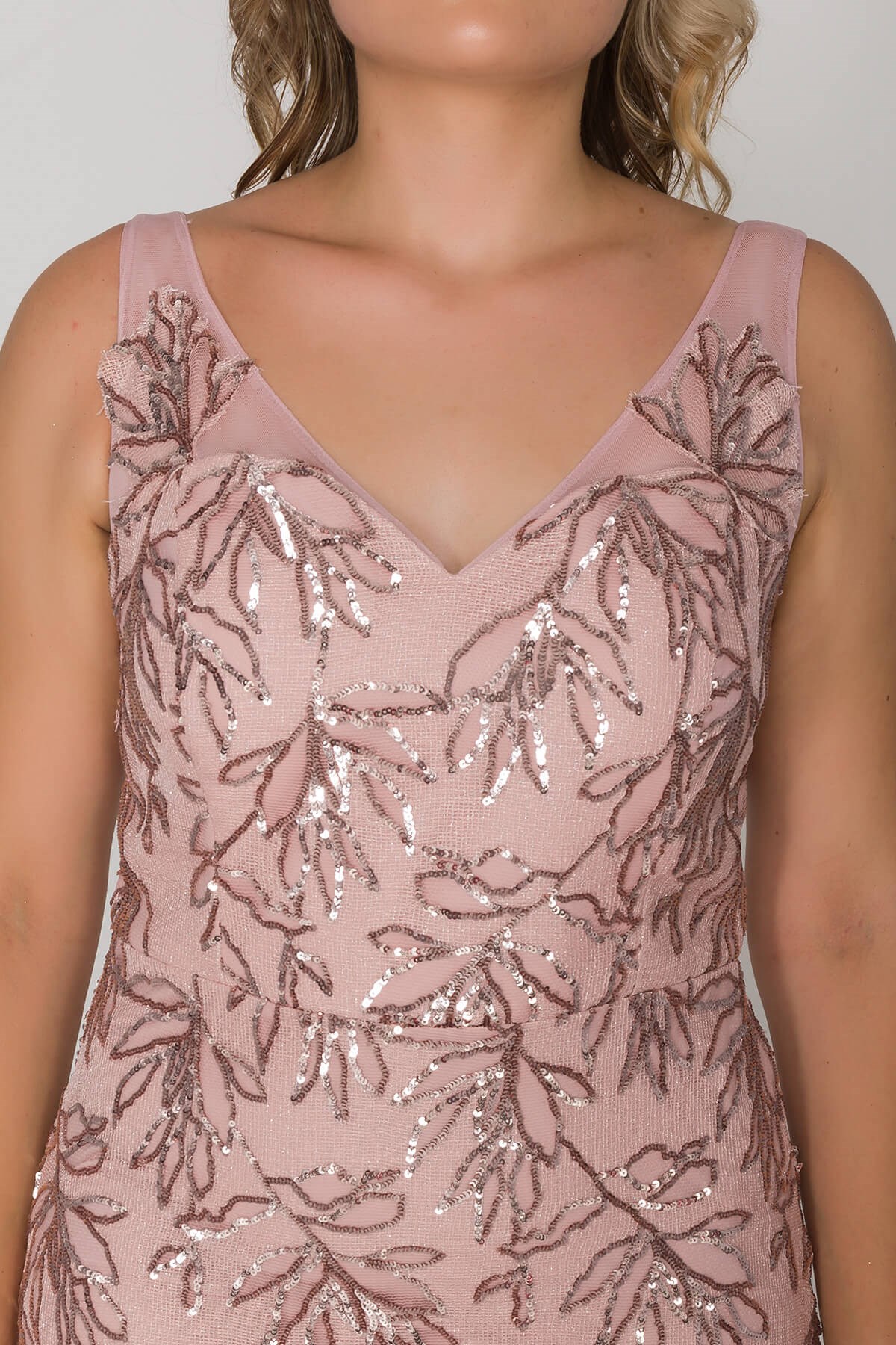 20214 Büyük Beden Yaprak Desen Lazer Kesim Balık Uzun Abiye