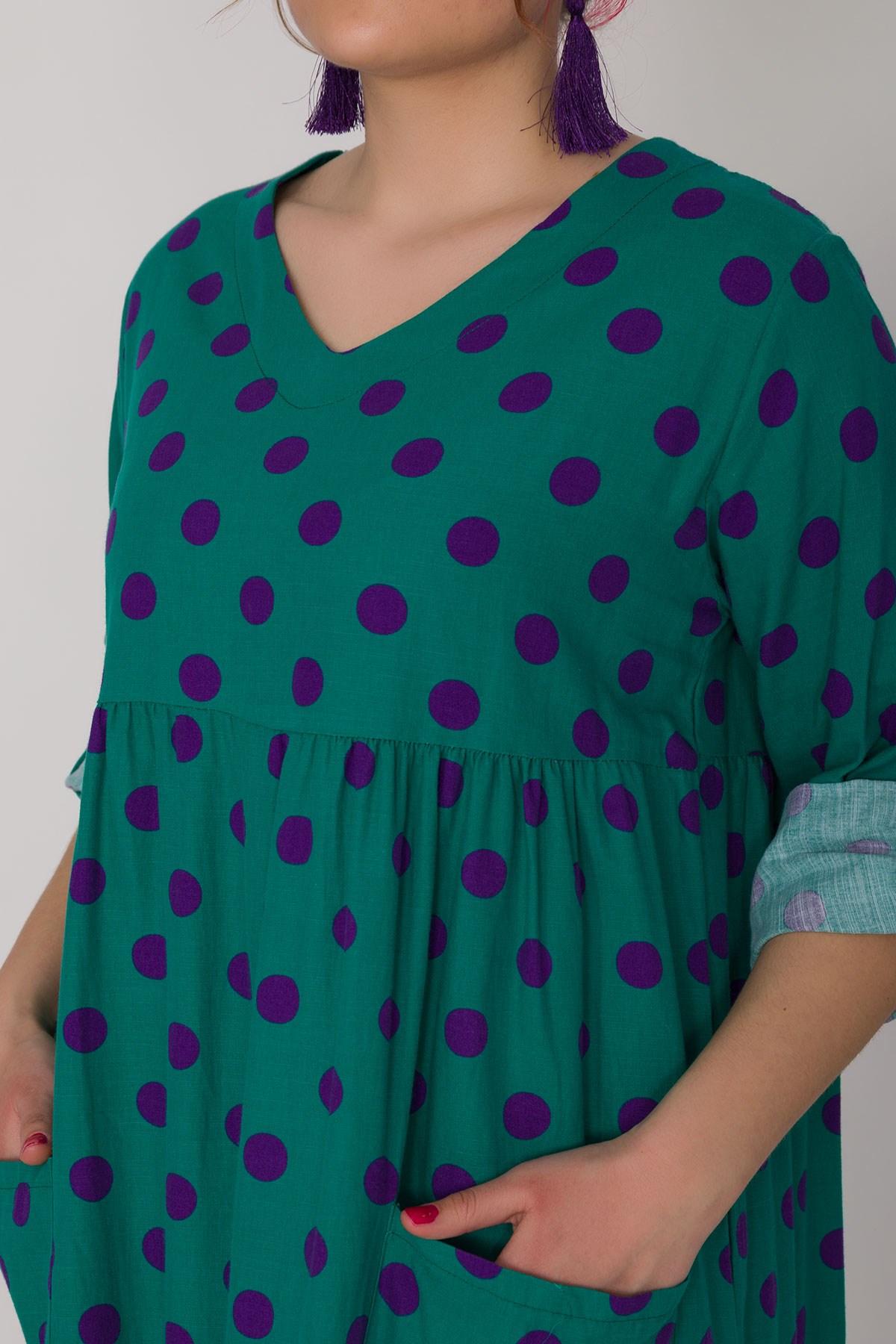 2041-1 İri Puantiyeli Cepli FakirKol Pamuk Viscon Elbise