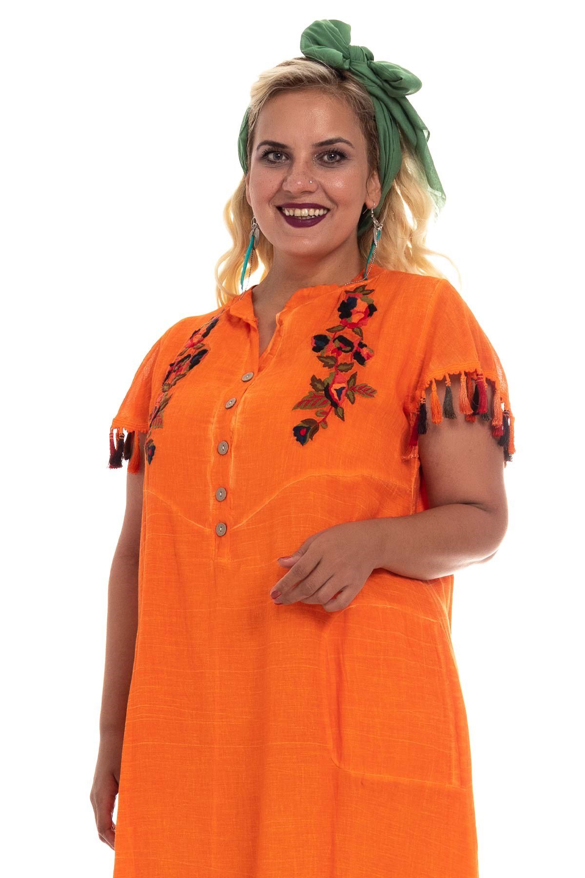 2053 Kol Ve EtekUcu Püskül Viscon Batik Elbise