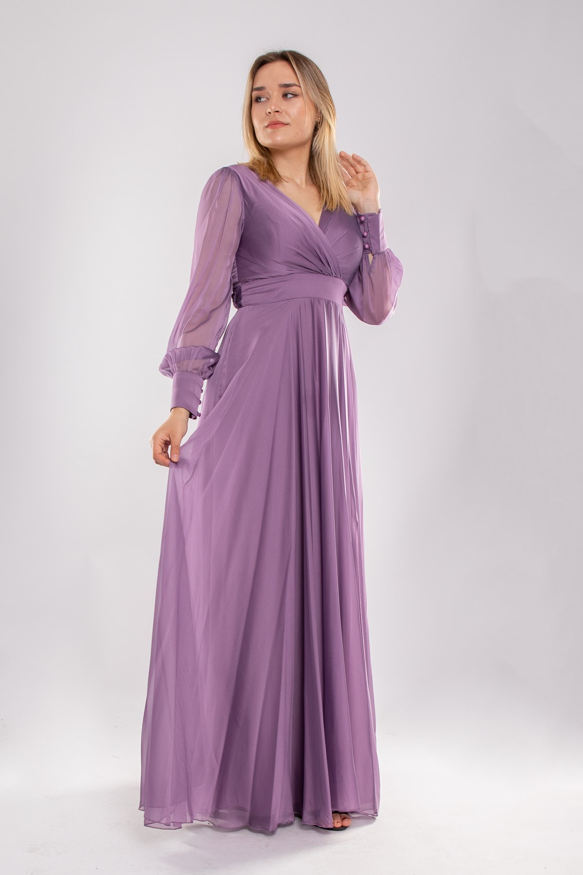 2082 Büyük Beden Kristal Şifon Kruvaze Yaka Yırtmaçlı Kollu Uzun Abiye