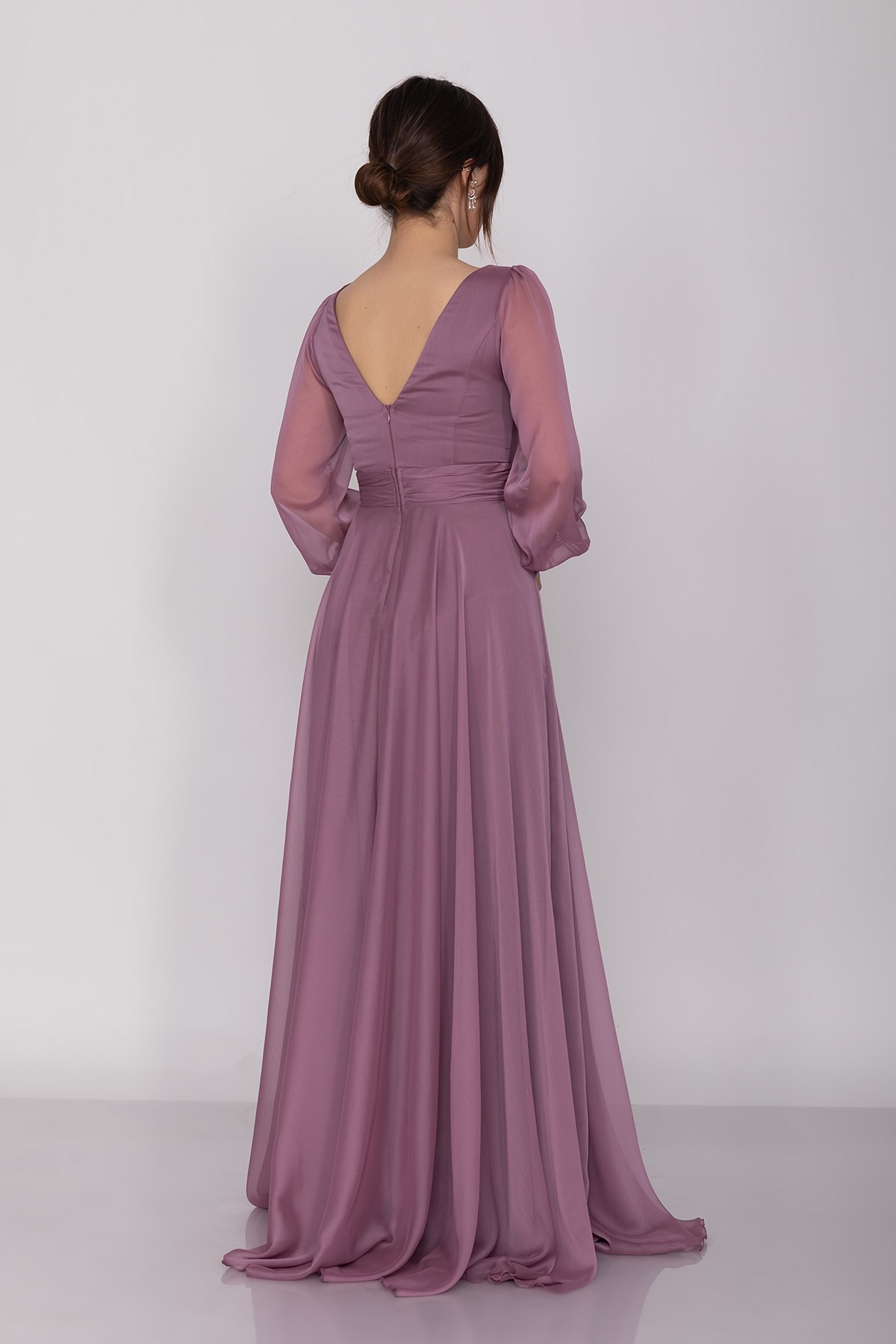 2082 Kristal Şifon Kruvaze Yaka Yırtmaçlı Kollu Uzun Abiye