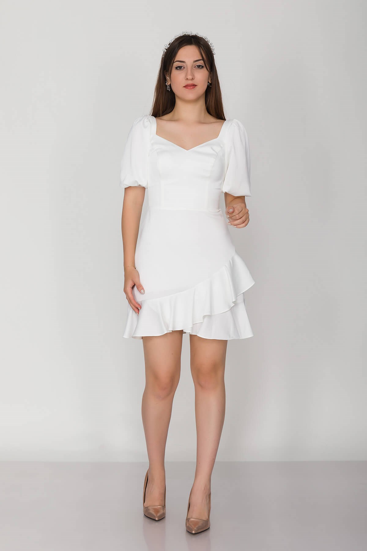 2087 KB Balon Kol Eteği Fırfırlı Saten Kısa Elbise