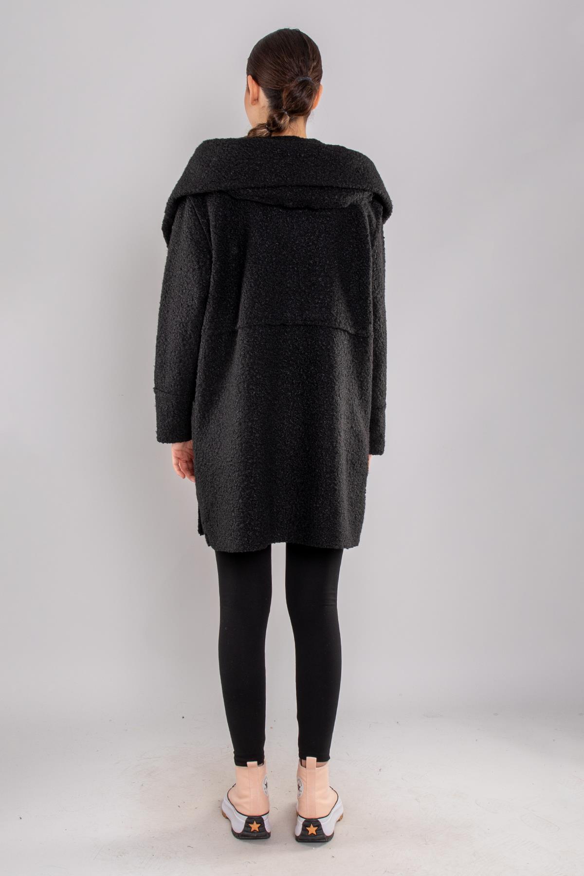 21224 4 Düğmeli Kapüşonlu Keçe Kaban