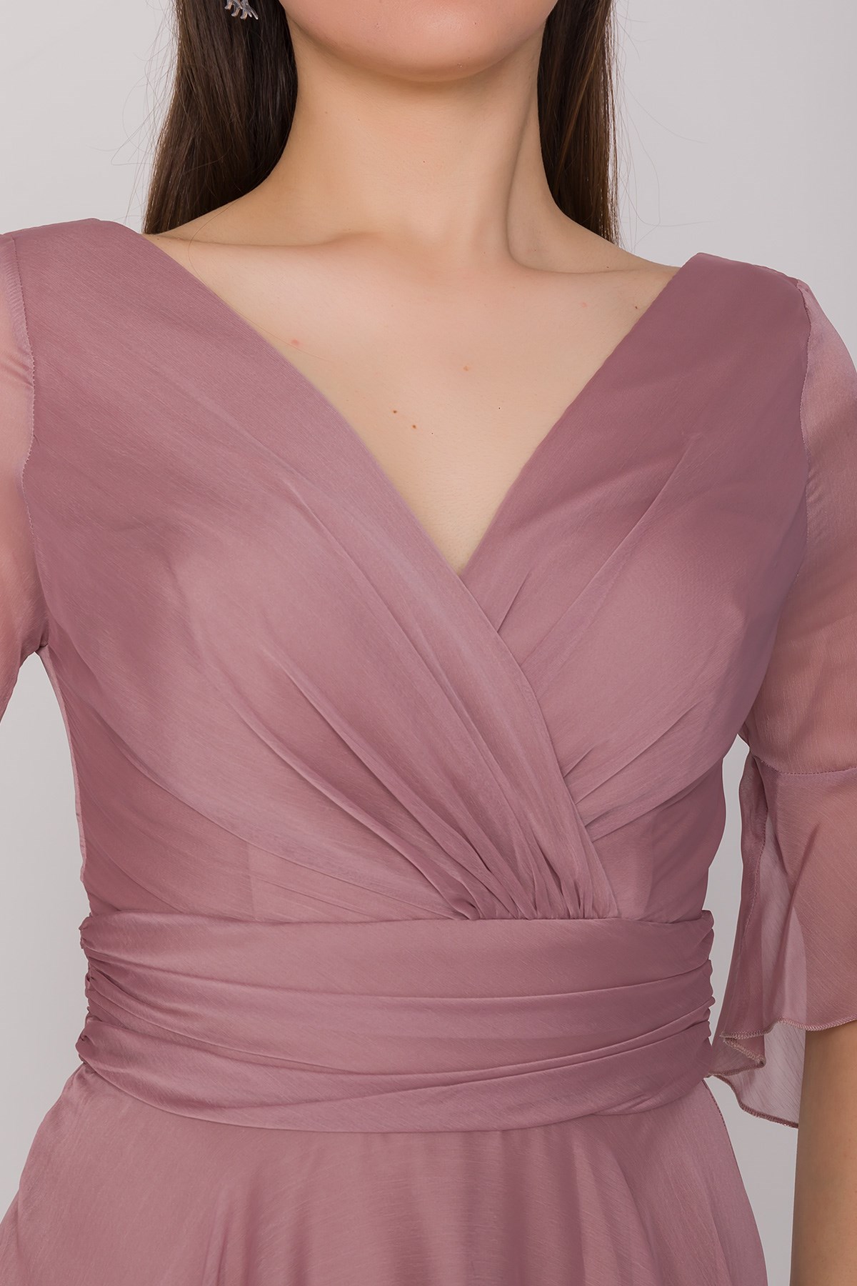 2139 Kristal Şifon Kruvaze Yaka Drapeli Tül Kol Kısa Elbise