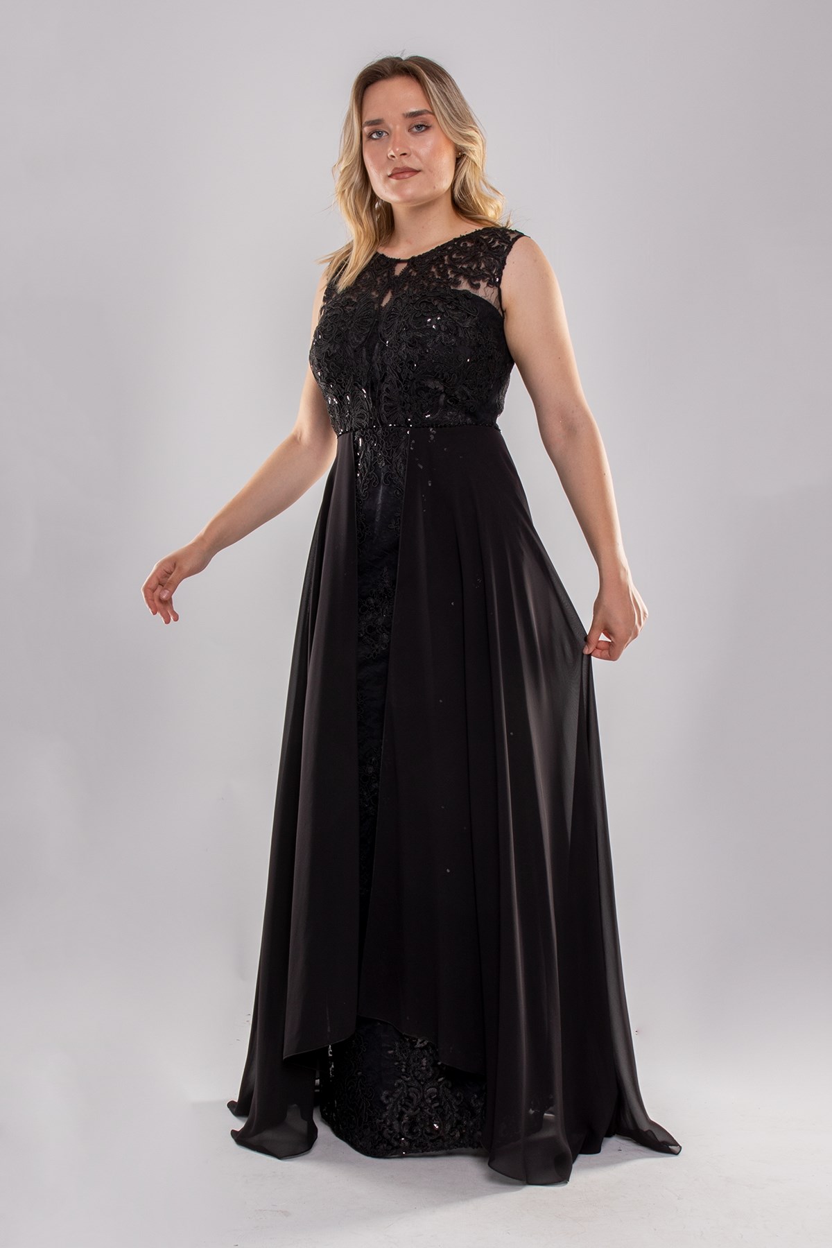 22417 Büyük Beden Nakışlı Tül Etek Detay Uzun Abiye