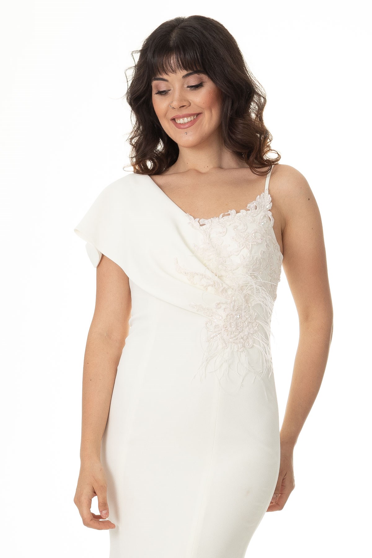 233 ASİMETRİK KOL NAKIŞLI UZUN KREP ABİYE