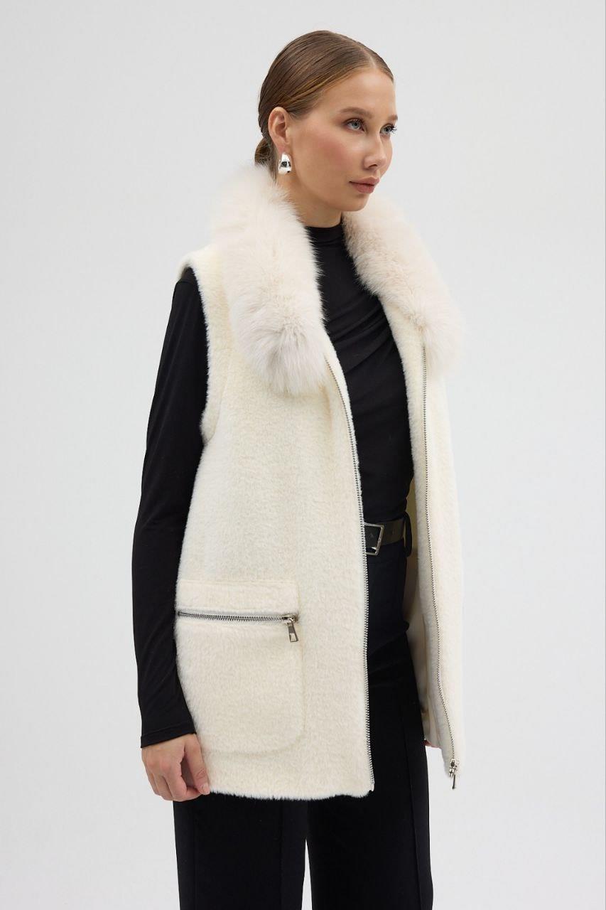 2389 Yaka Kürklü Fermuarlı Cepli Yumoş Yelek