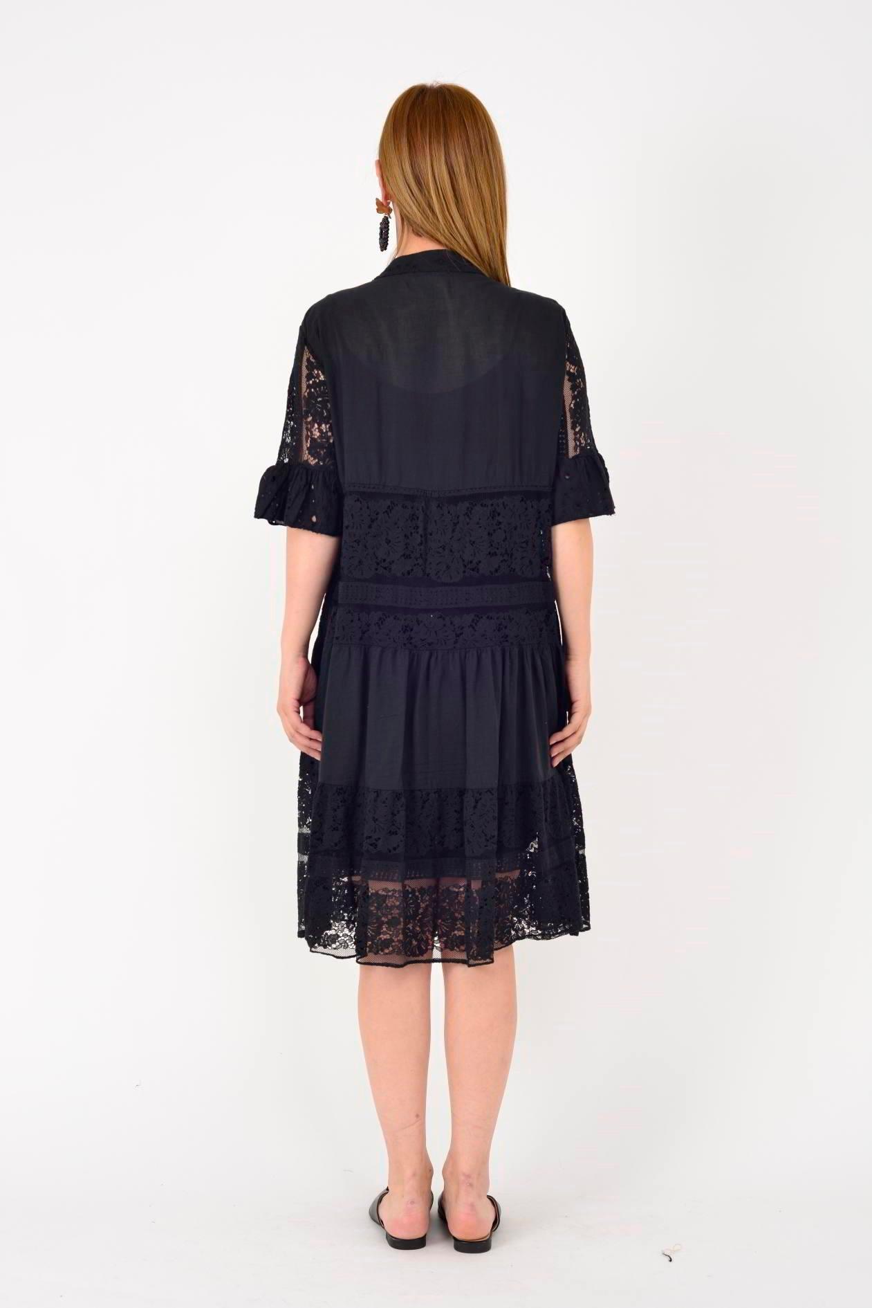 24029 Dantelli Kısa Kol Düğmeli Kısa Astarlı Elbise