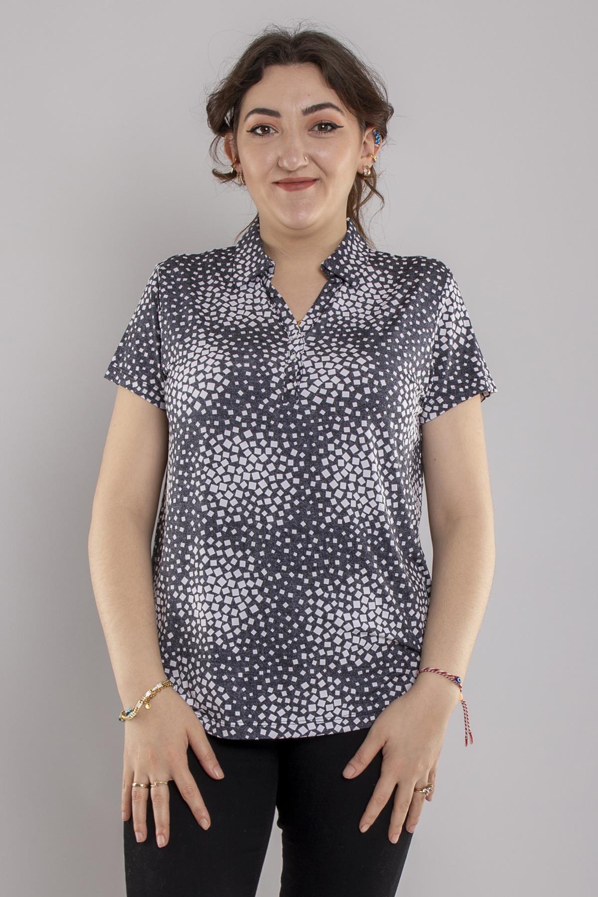 24E026 Polo Yaka Düğmeli Baskılı Kısa Kol Bluz