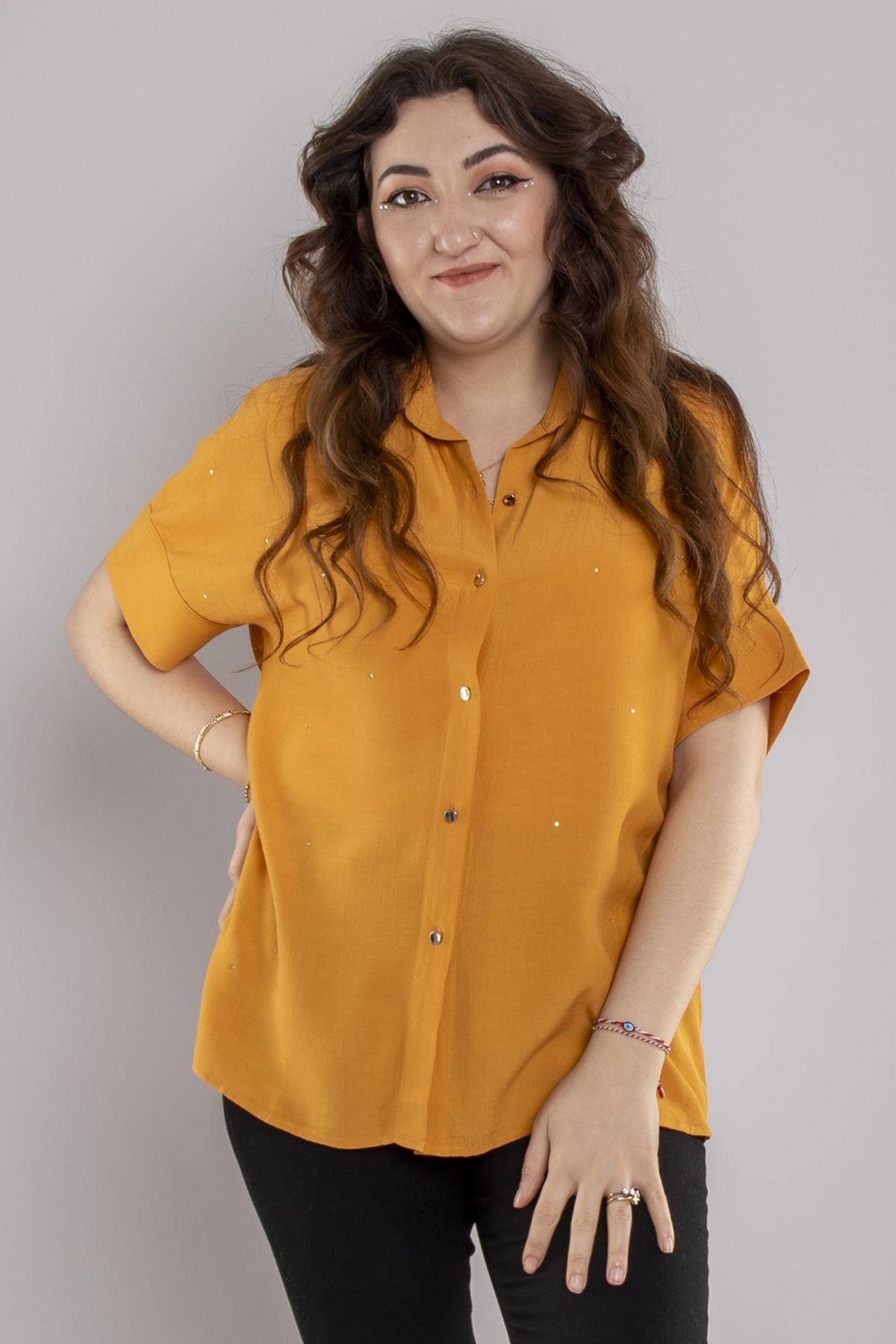 24E065 Düğmeli Düşük Kol Taşlı Viscon Gömlek