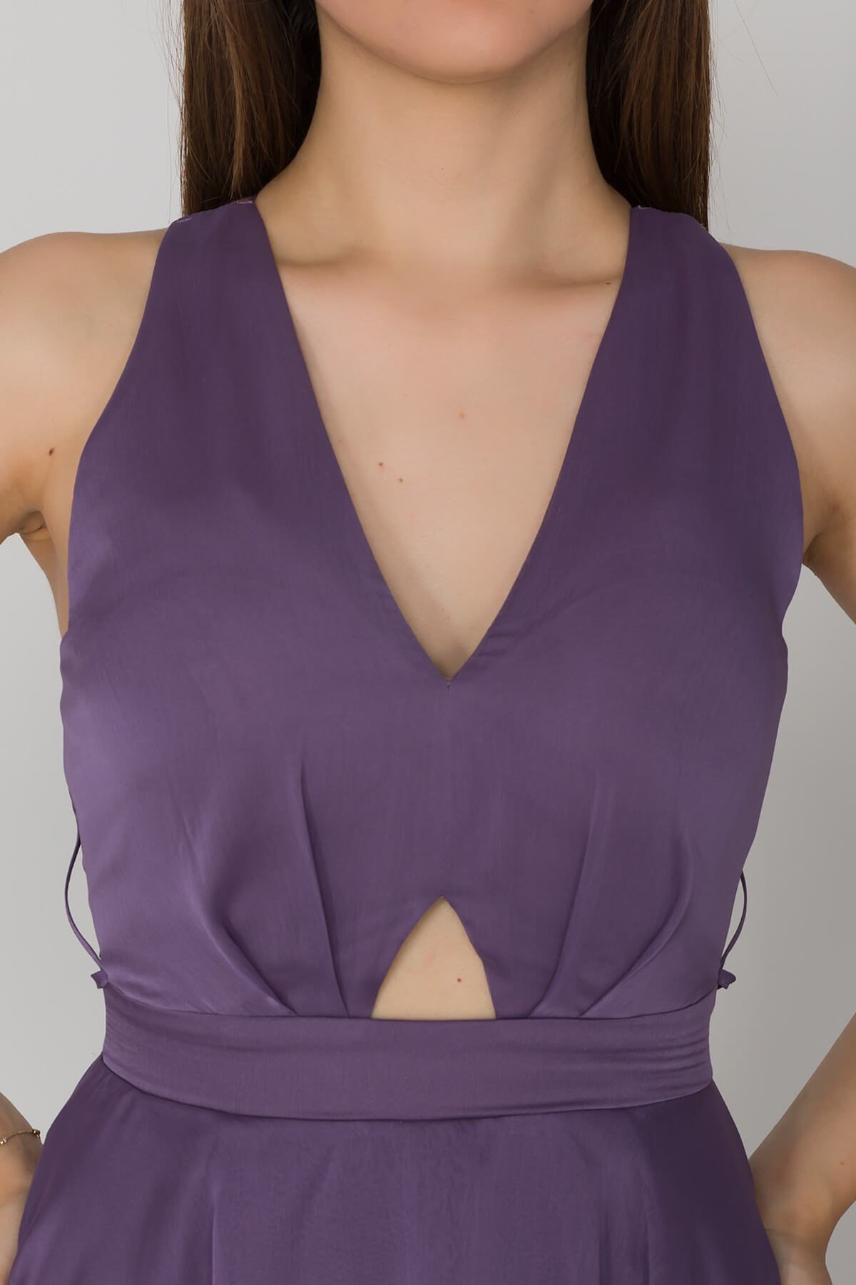 3039 KB Sırtı Çapraz İpli Eteği Katkat Kristal Şifon Uzun Elbise