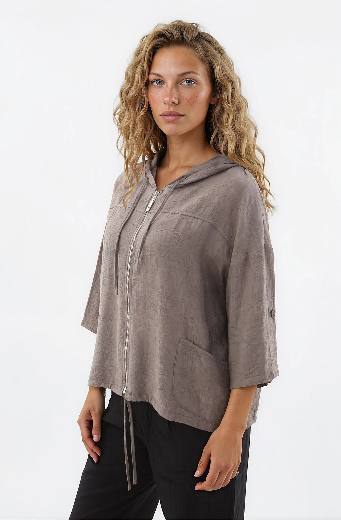 3044 Kapüşonlu Fermuarlı Crop Ceket