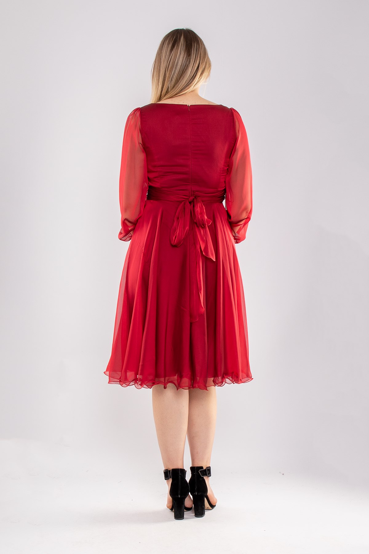 3050 Büyük Beden İpek Saten Kruvaze Yaka Uzun Tül Kol Kısa Kloş Elbise