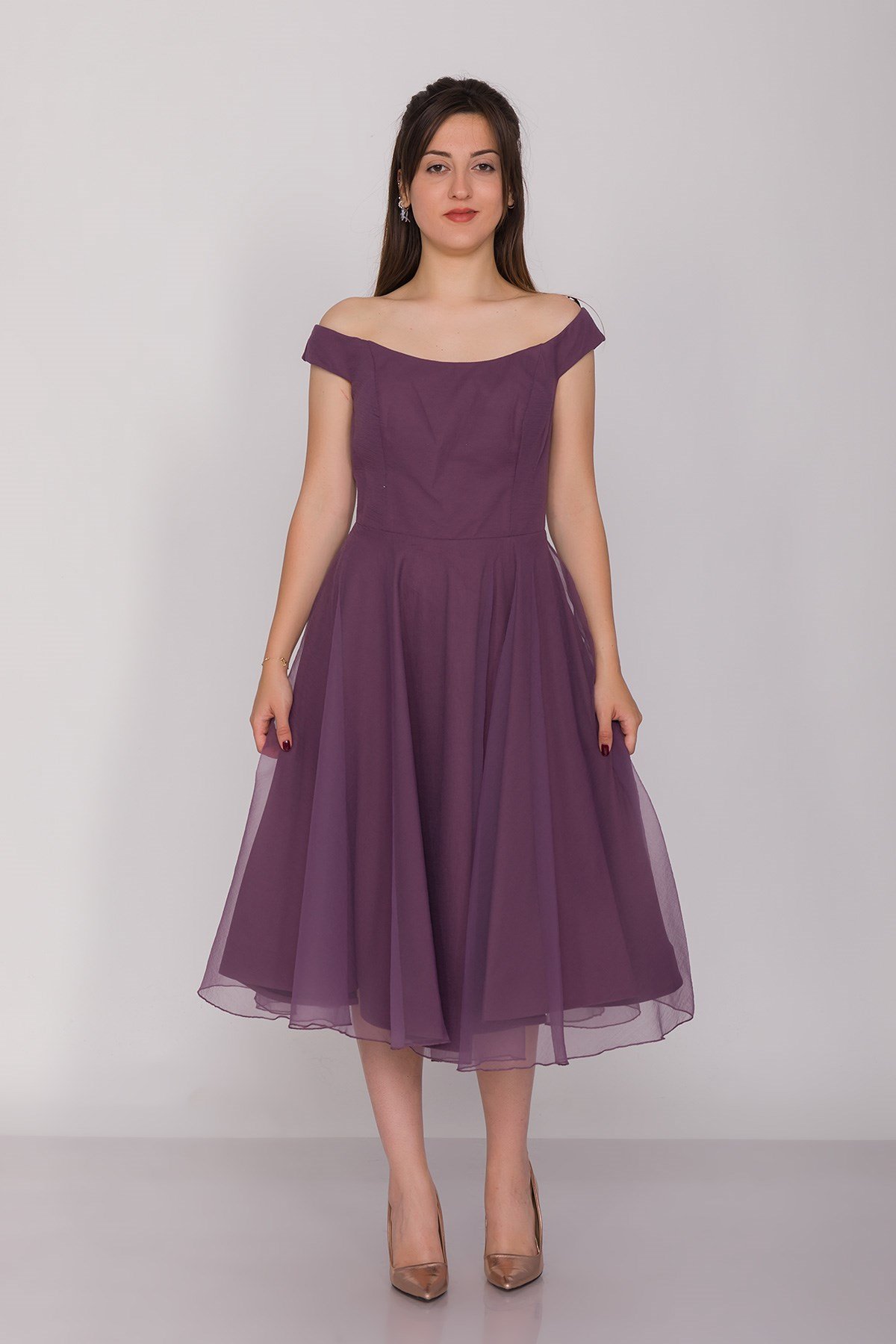 3059 Kayık Yaka Organze Kumaş Midiboy Çan Etek Elbise