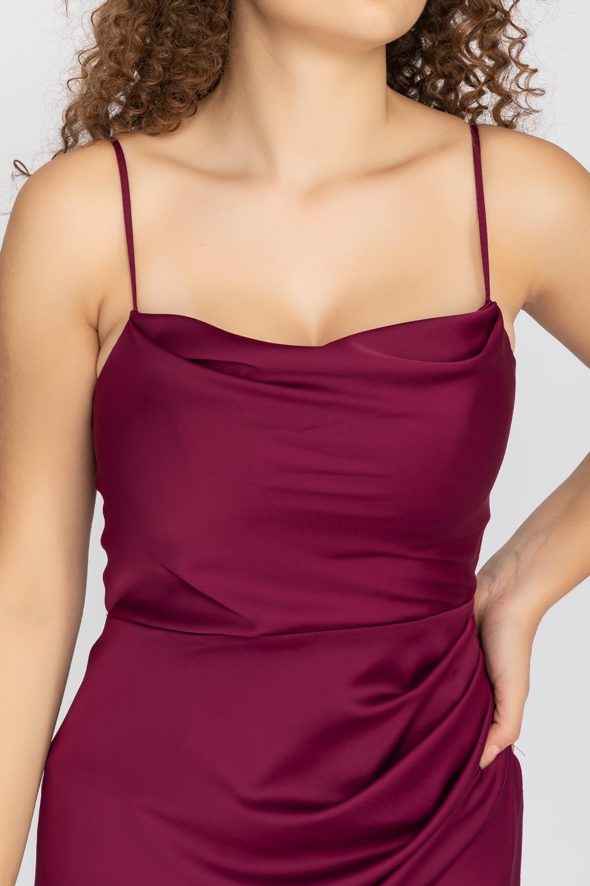 3060 KB İp Askılı Yanı Drape Önü Kapaklı Midiboy Kısa Elbise