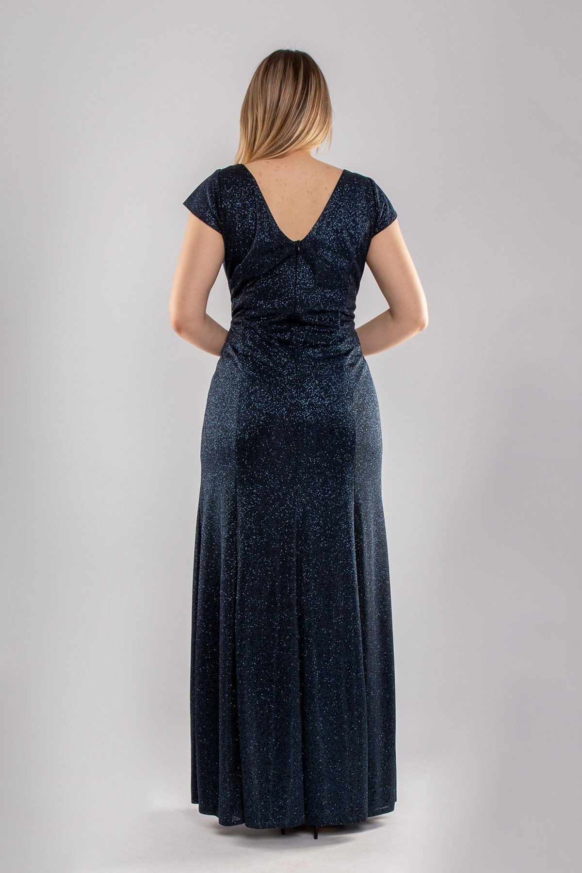 3104 Battal Beden Simli Önü Geçmeli Derin Vyaka Kısa Kol Uzun Elbise