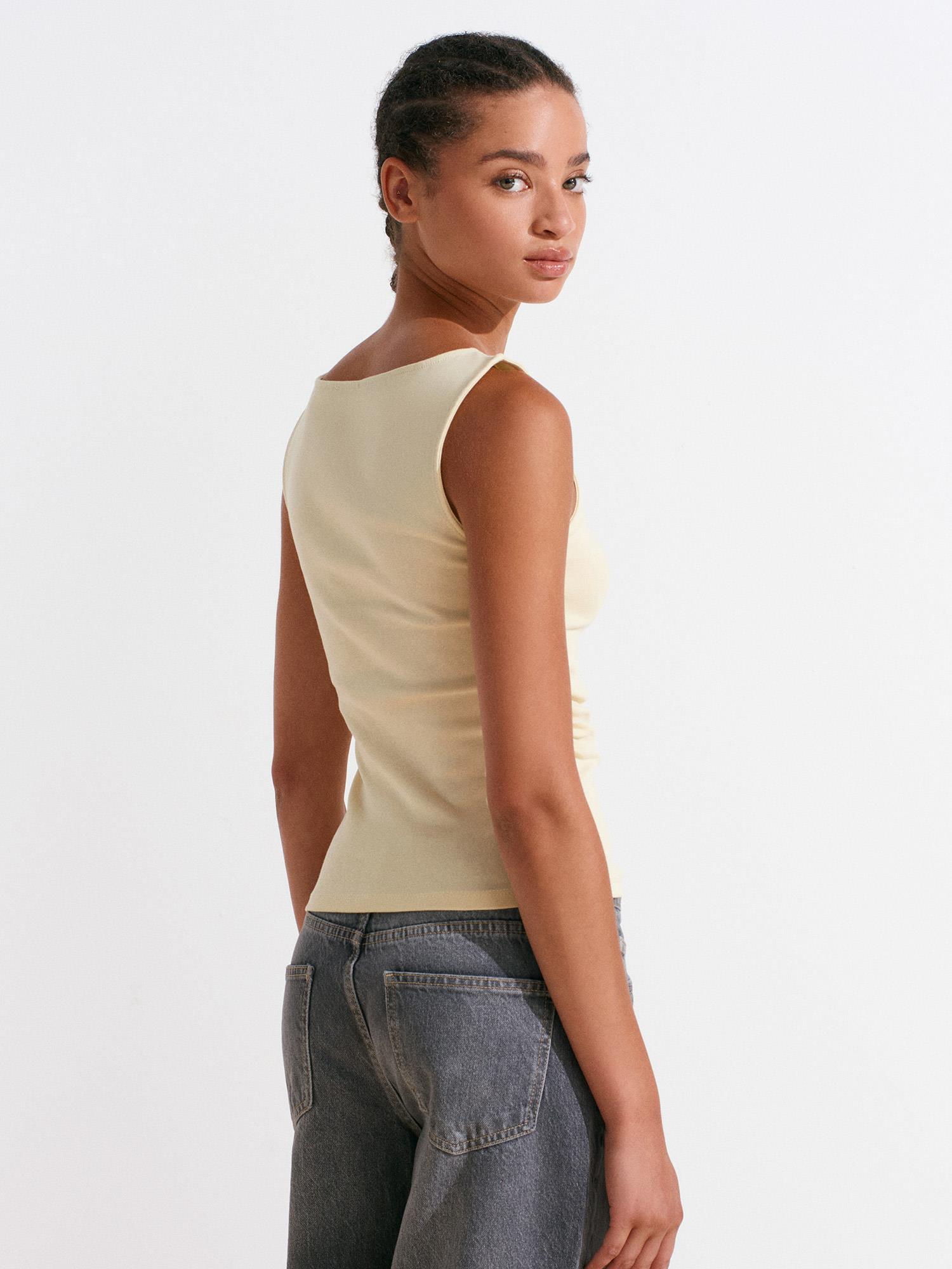 31589 Büzgülü Kayık Yaka Top Crop