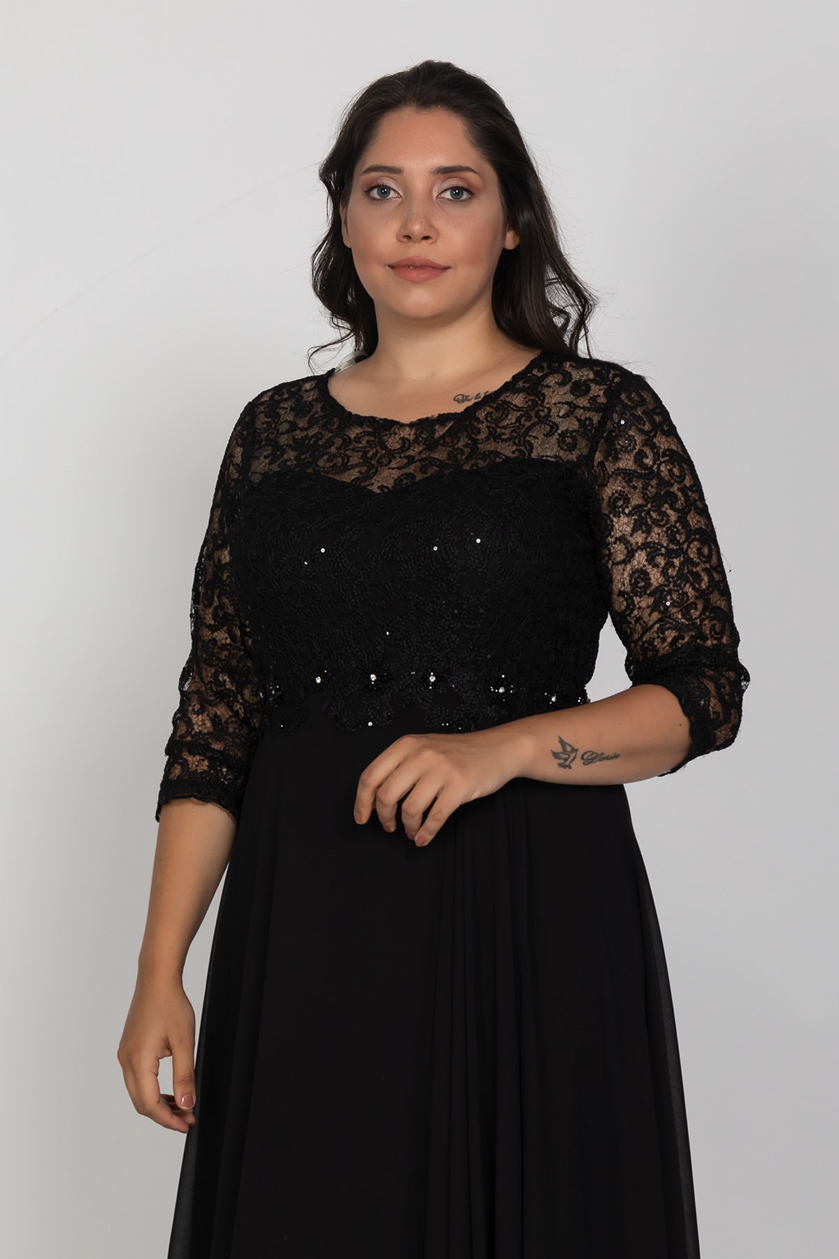 3175 Büyük Beden Truvakar Kol Yaprak Payet Taş ve Nakışlı Şifon Uzun Elbise