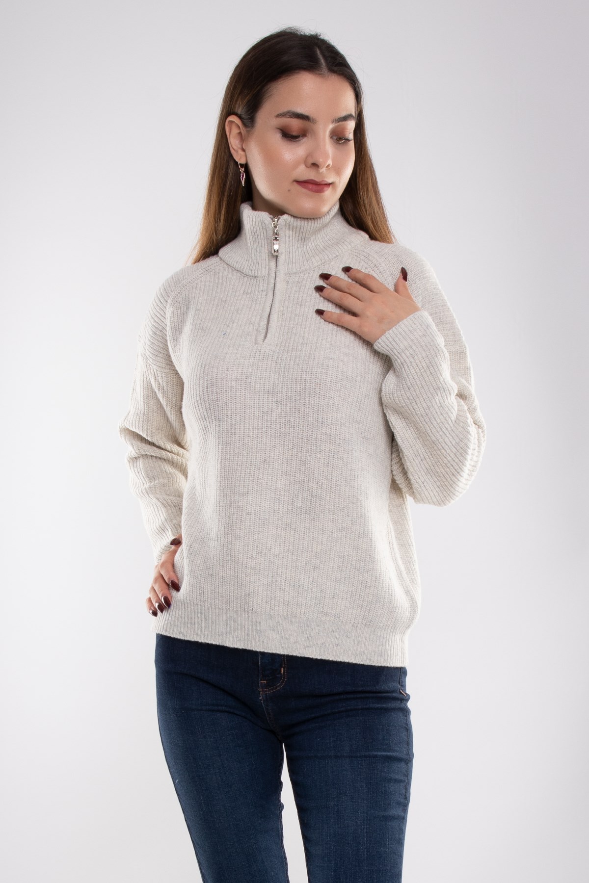 32322 Yarım Balıkçı Yaka Fermuarlı Kadın Triko Kazak