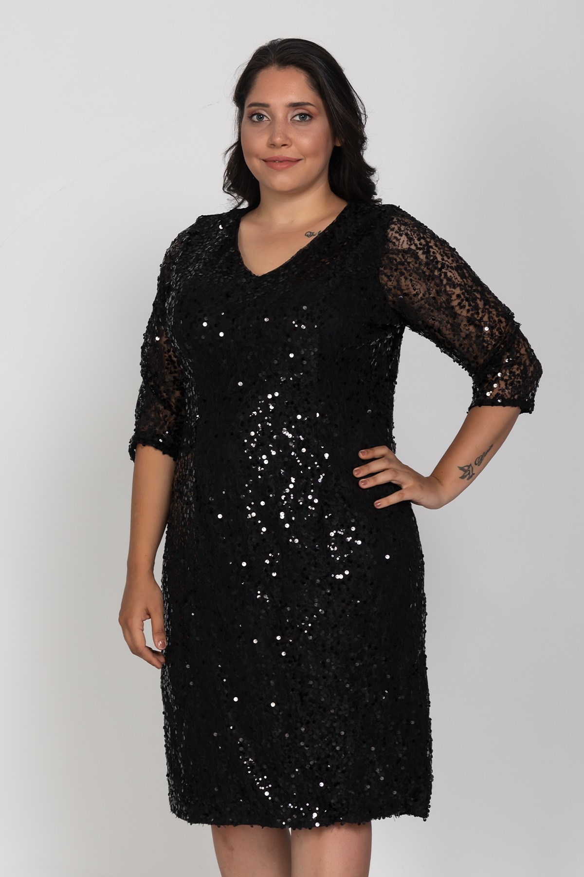 3383 Büyük Beden Truvakar Kol Vyaka Pulpayet Kısa Elbise