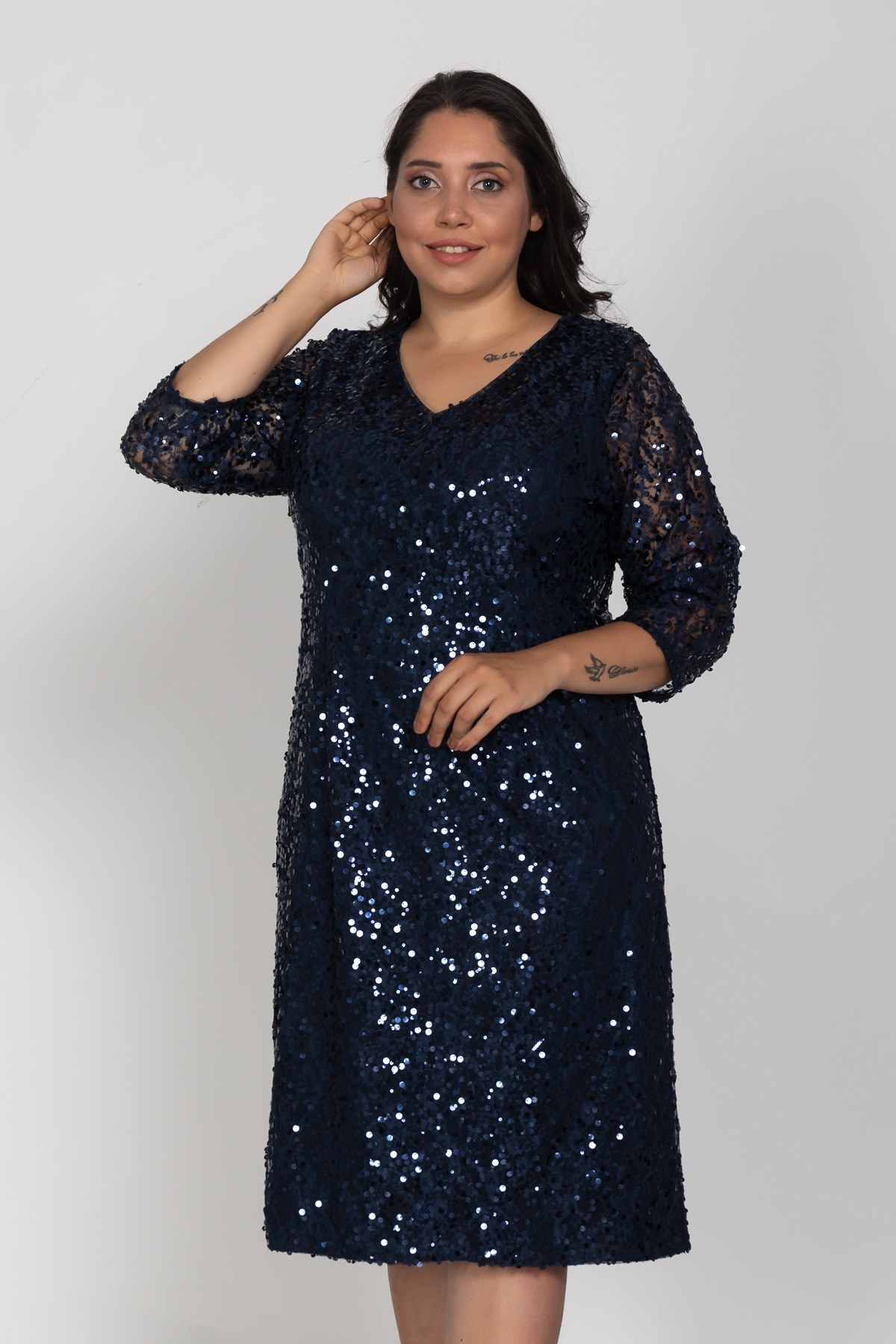 3383 Büyük Beden Truvakar Kol Vyaka Pulpayet Kısa Elbise