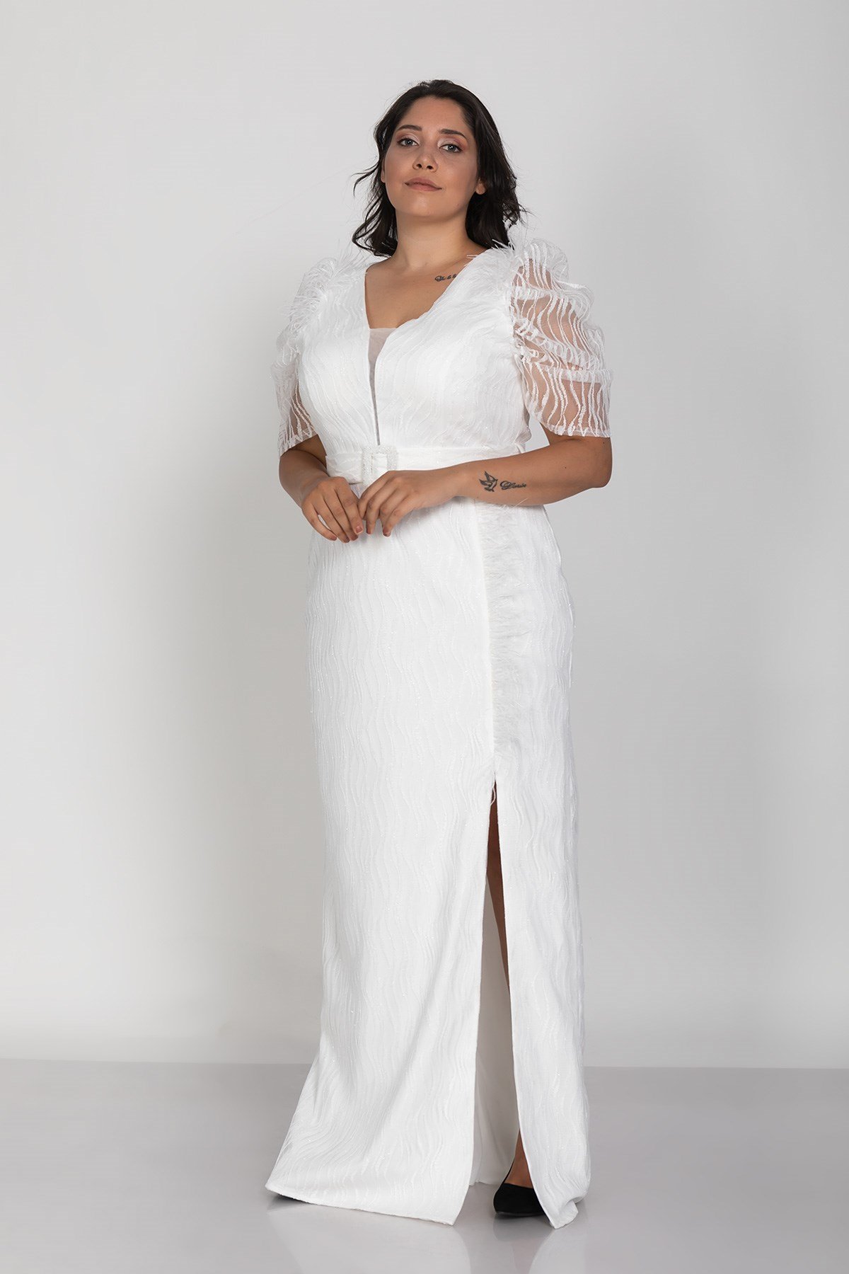 3442 Büyük Beden Kemerli Suyolu Sim Nakışlı Yırtmaçlı Tüllü Karpuz Kol Uuzn Elbise