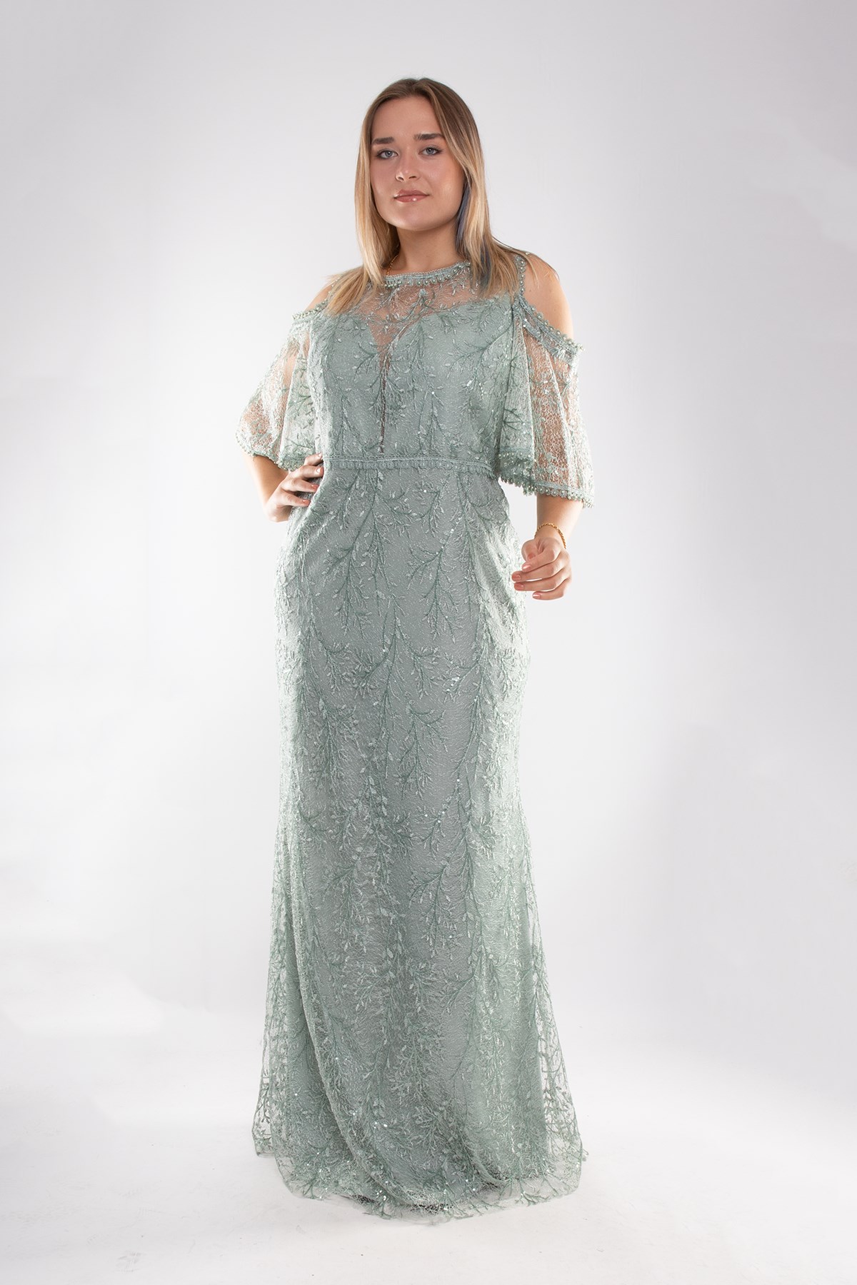 3448 Pulpayet Naklışlı Omuz Dekolte Mendil Kol Büyük Beden Balık Uzun Elbise