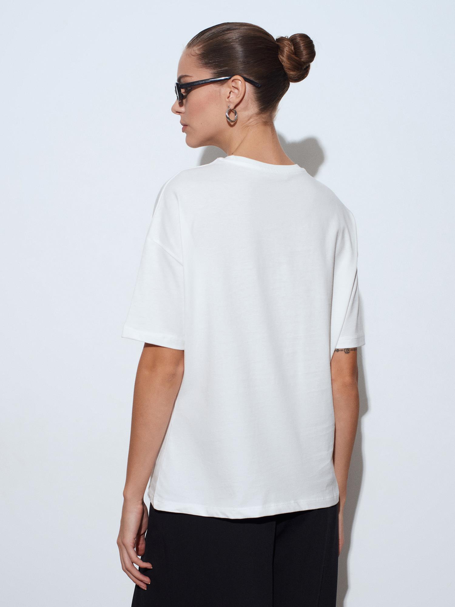 3683 Bisiklet Yaka Basic Pamuk Kadın Tshirt