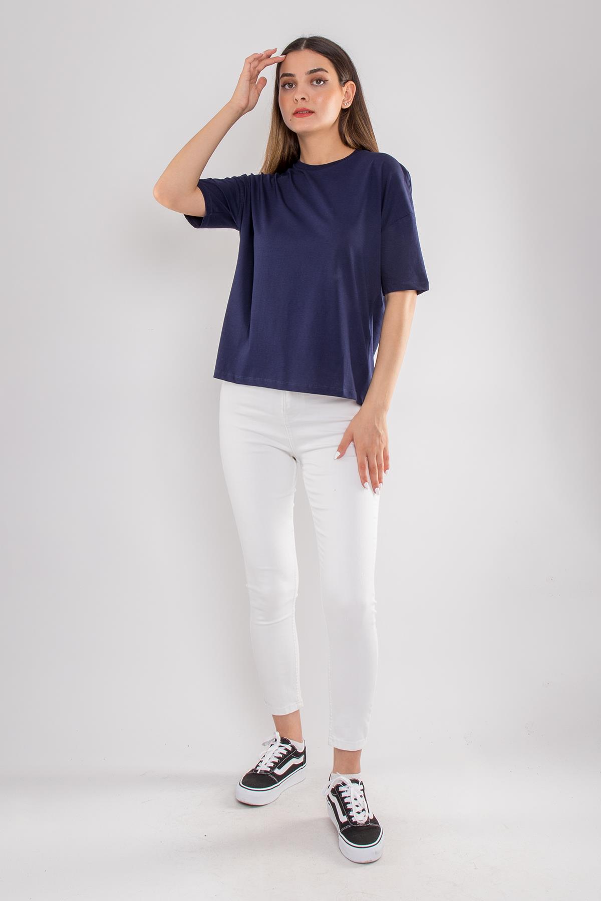 3683 Bisiklet Yaka Basic Pamuk Kadın Tshirt