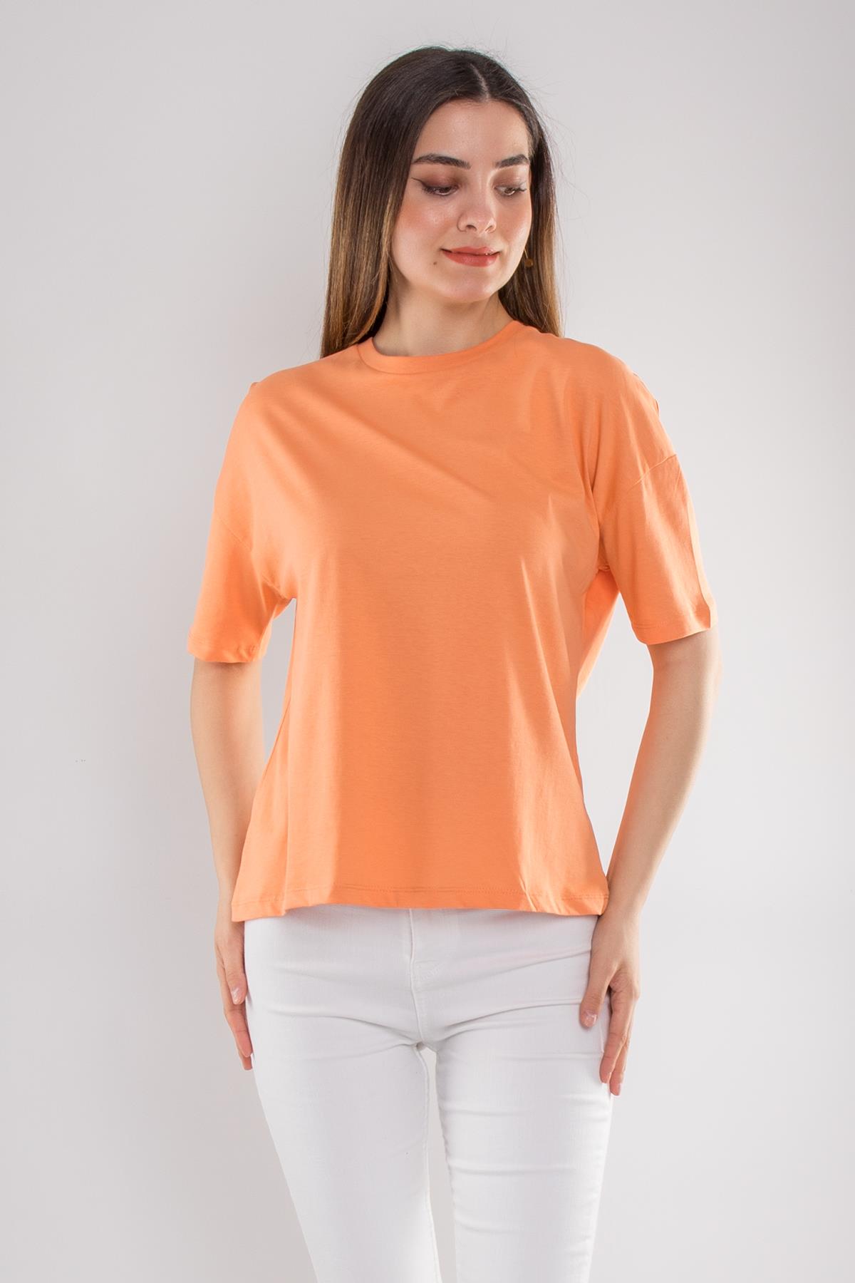 3683 Bisiklet Yaka Basic Pamuk Kadın Tshirt