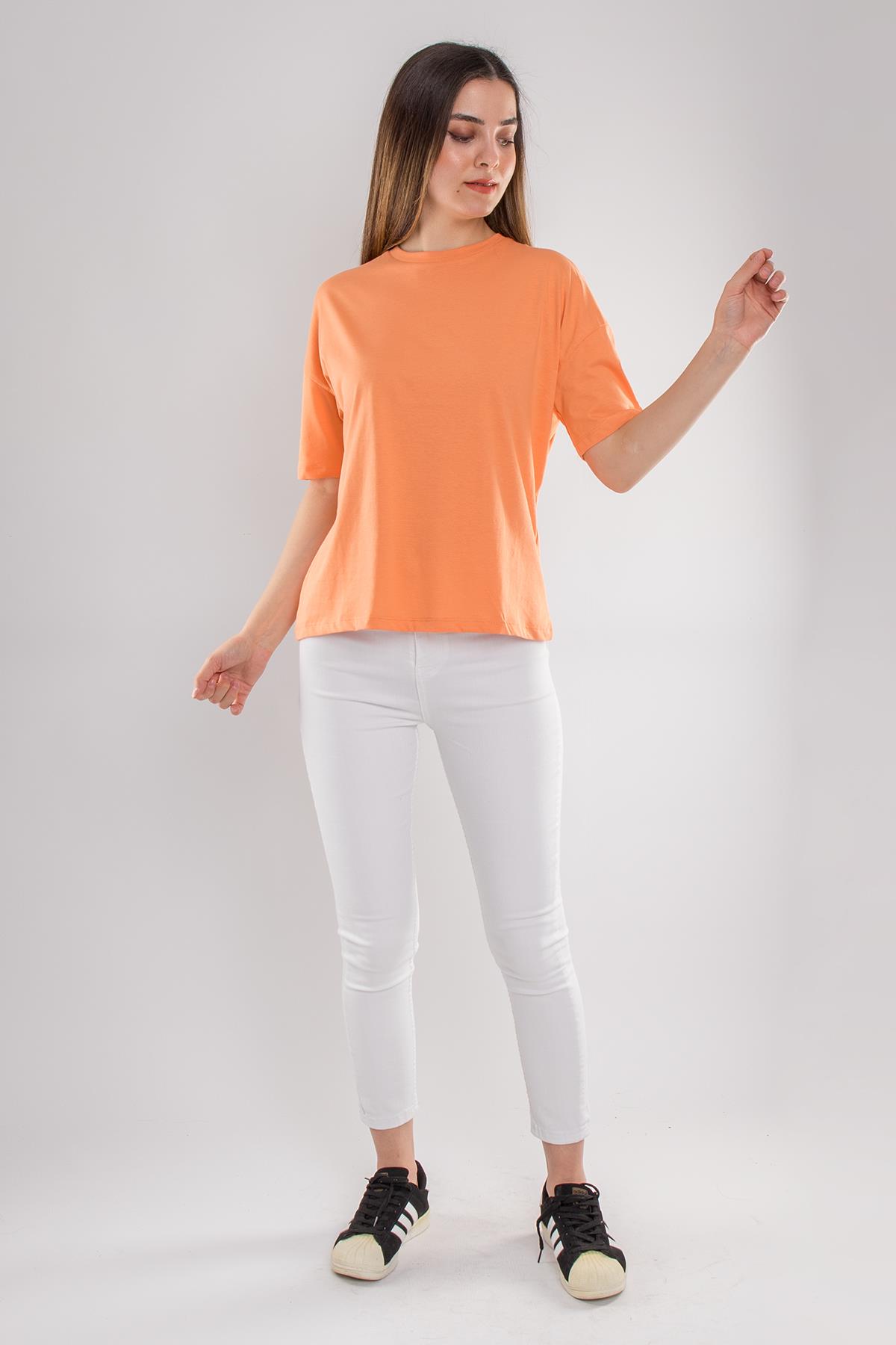 3683 Bisiklet Yaka Basic Pamuk Kadın Tshirt