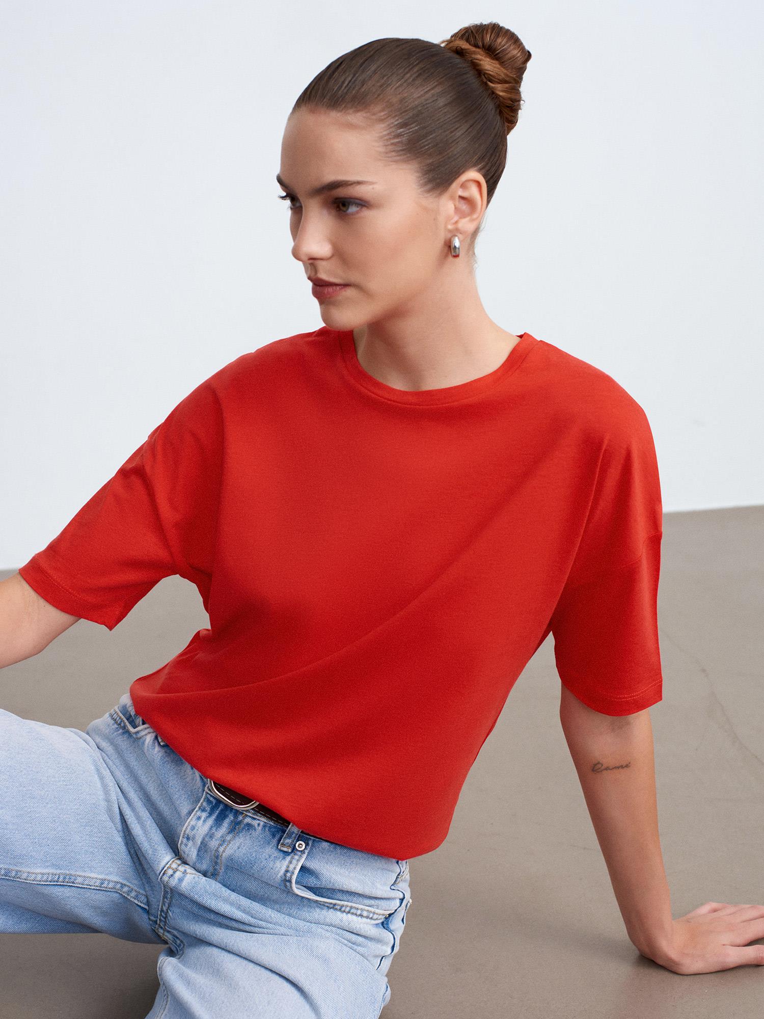 3683 Bisiklet Yaka Basic Pamuk Kadın Tshirt