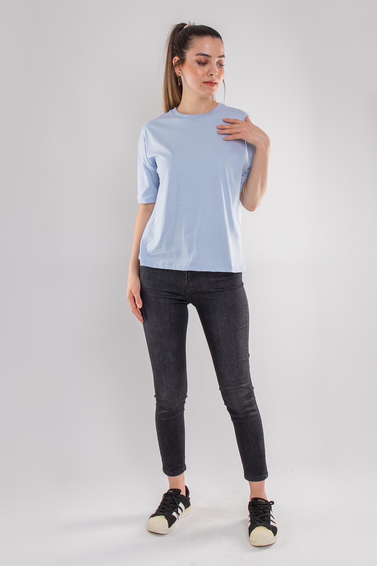 3683 Bisiklet Yaka Basic Pamuk Kadın Tshirt