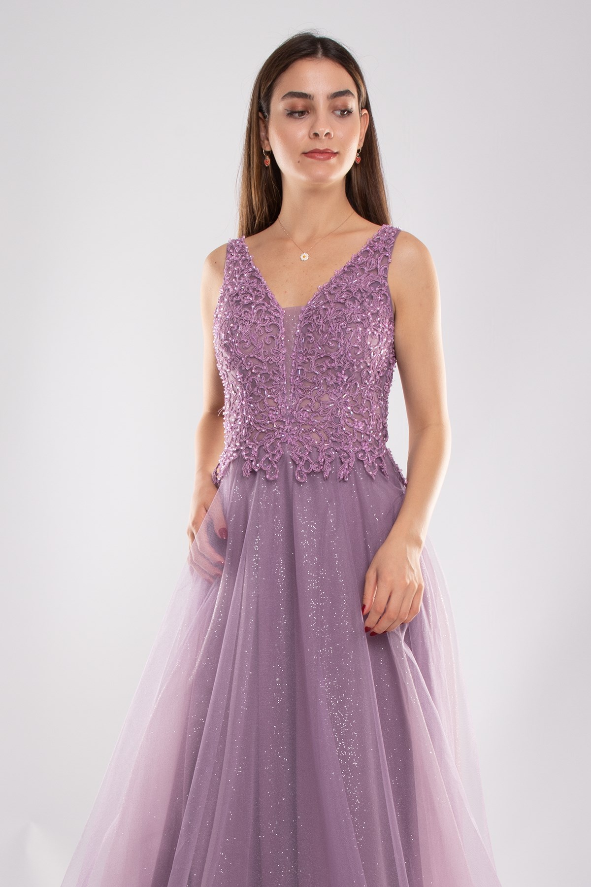 377 Göğüs Boncuklu Güpür İşleme Simli Tül Nişanlık