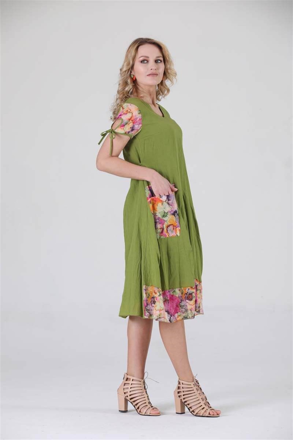 3796 BB Kısa Kollu Cep Yamalı Desenli Pamuklu Otantik Elbise