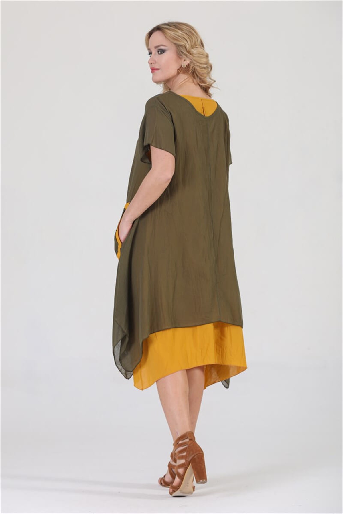 3815 BB Kanaviçe İşli Eteği KatKat Kısa Kol Pamuk Otantik Elbise