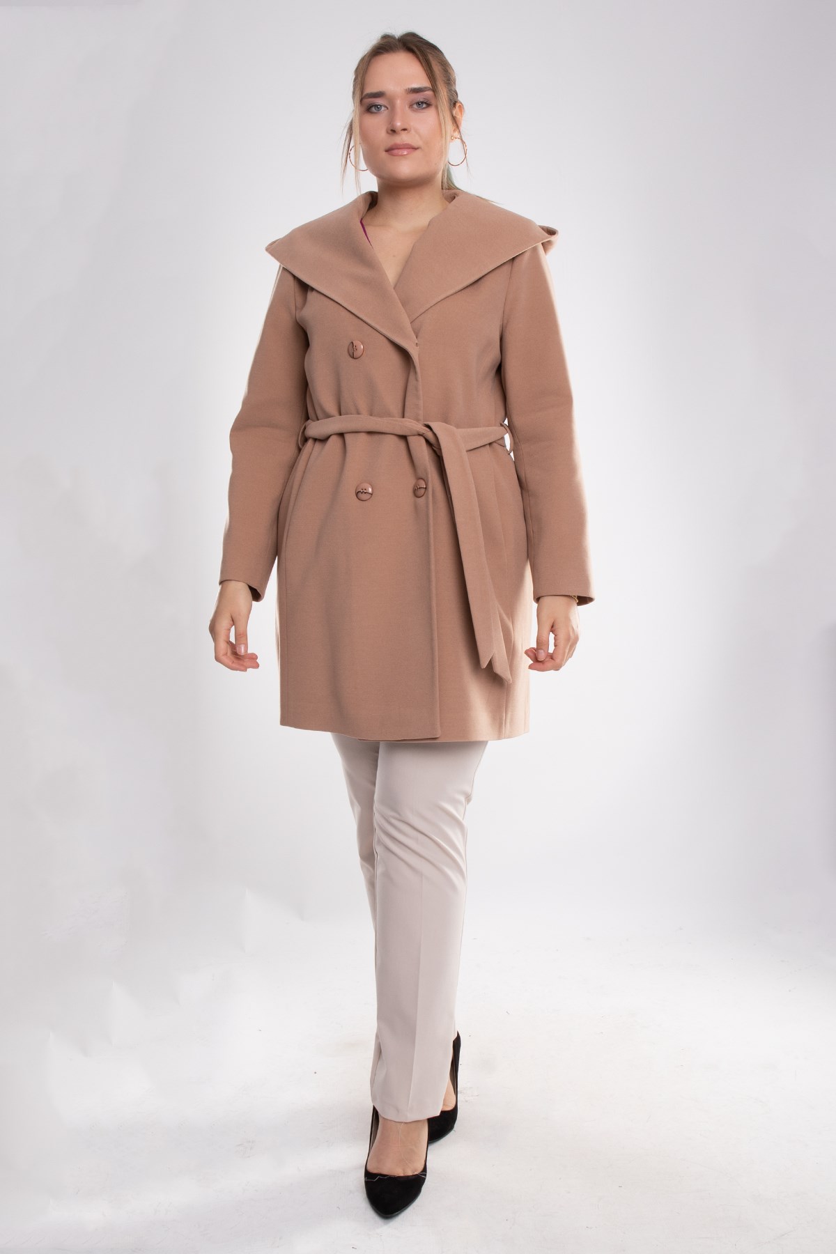 3844 P.M. Şalyaka Kapüşonlu Kuşaklı Midiboy Kadın Kaşe Kaban