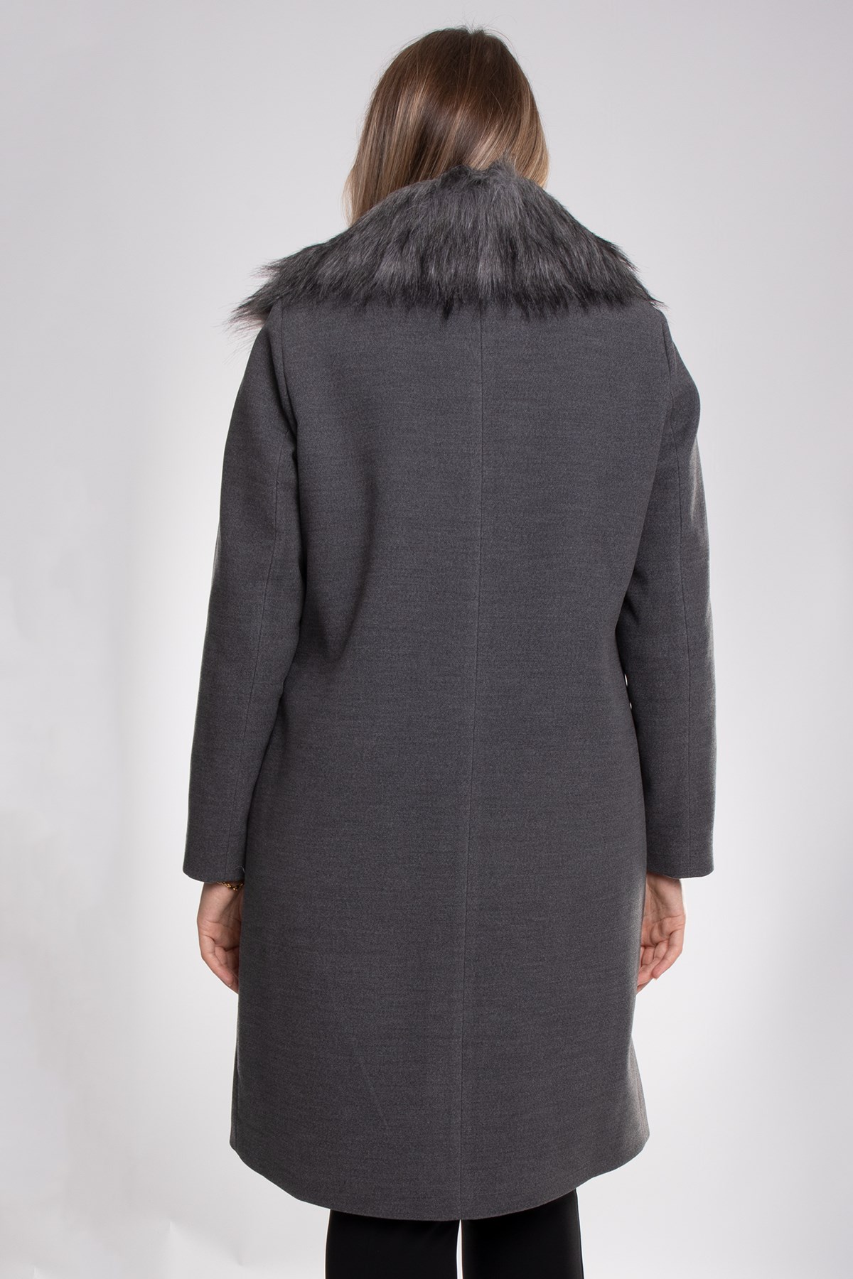 3861 Büyük Beden P.M. Yaka Kürklü Dikişli Midiboy Kadın Kaşe Kaban