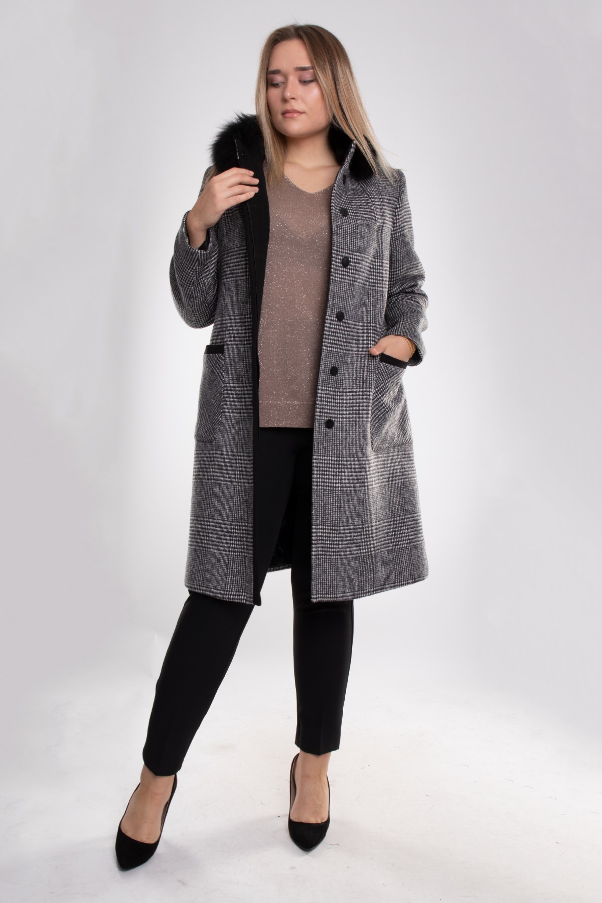 3874-TK Büyük Beden Kaşmir Ekose Yaka Kürklü Kadın Kaşe Kaban