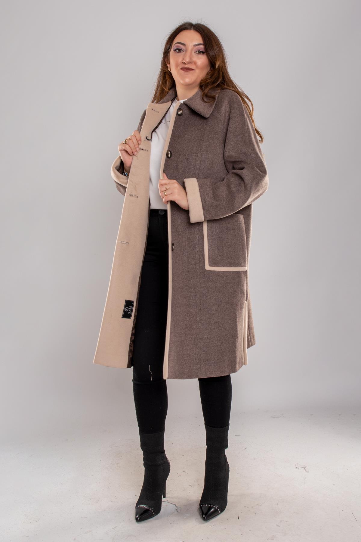 3947 Büyük Beden Kasha Eteği Yırtmaçlı İki Renkli Düğme Detay Kaşe Kaban