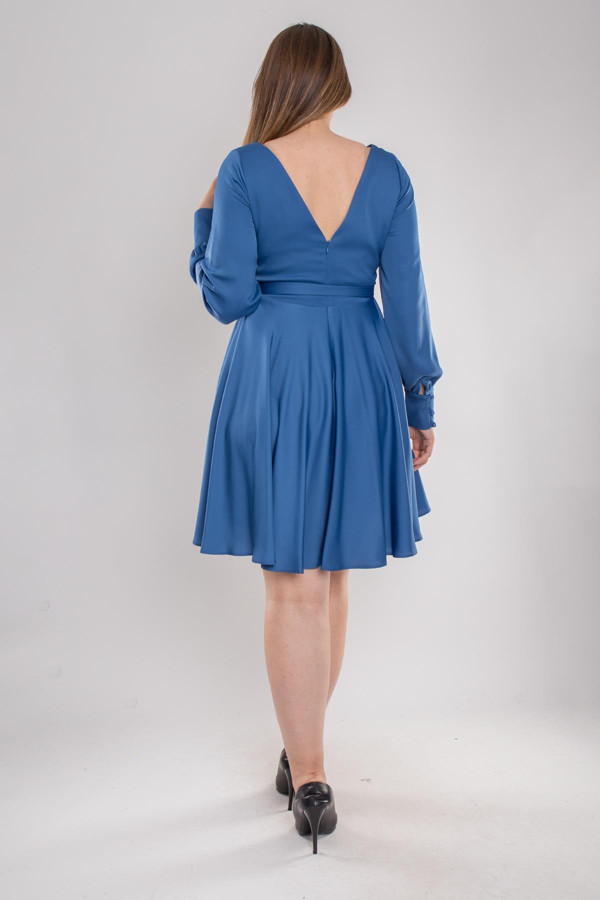 4032 Büyük Beden Derin V Yaka Uzun Kol Saten Kısa Elbise