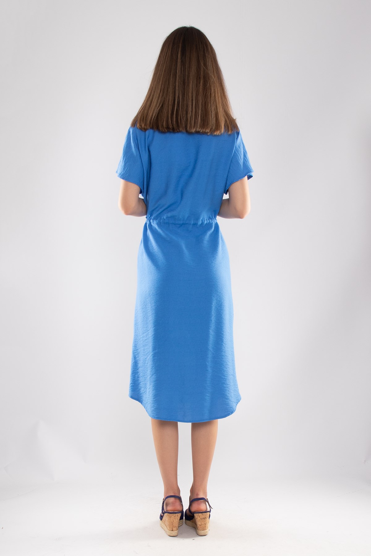 4562 Beli Büzgülü Vyaka Yırtmaçlı Viscon Elbise