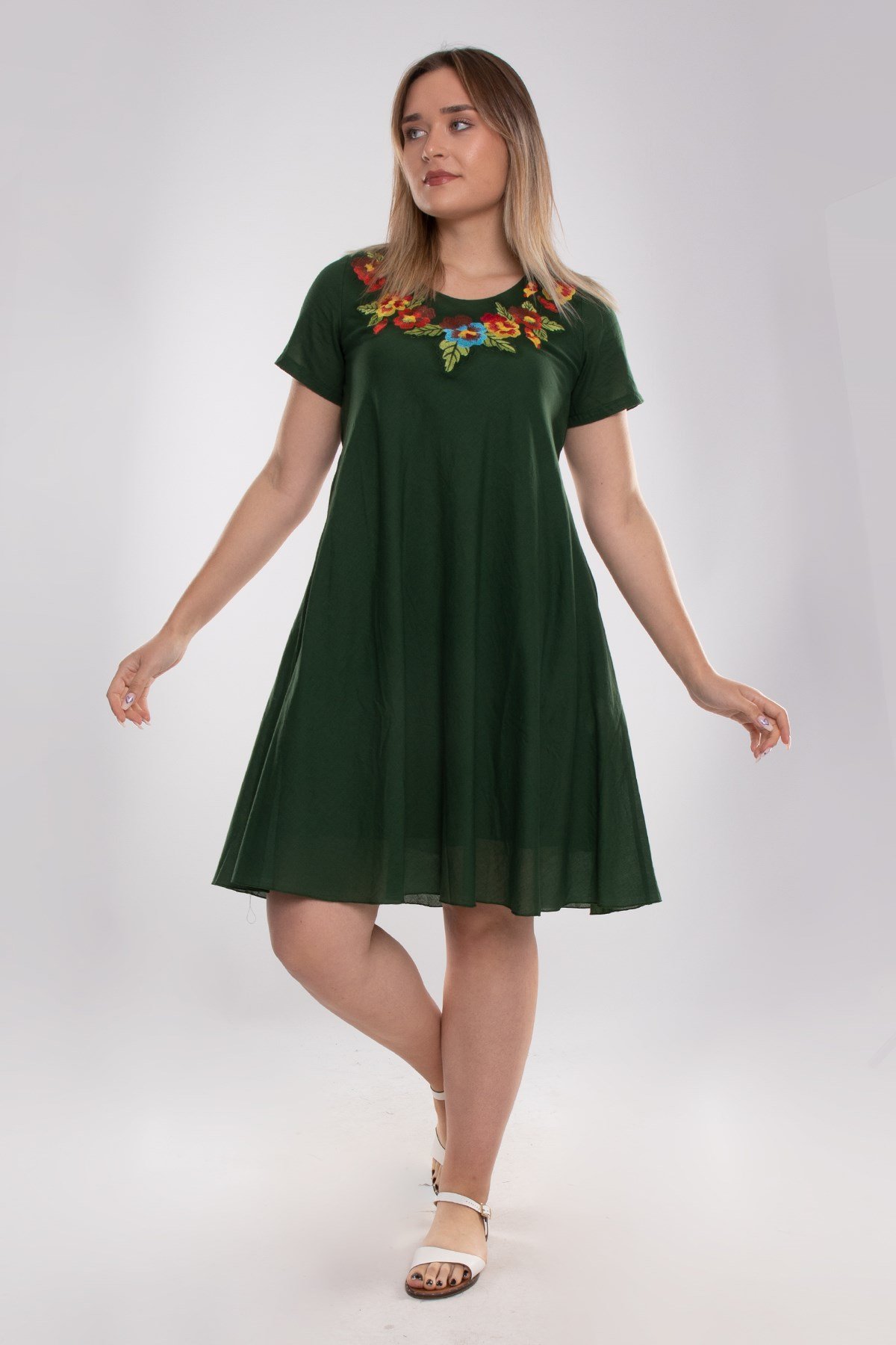 4614 Yaka Çiçek Nakışlı Beli İpli KısaKol Pamuk Otantik Elbise