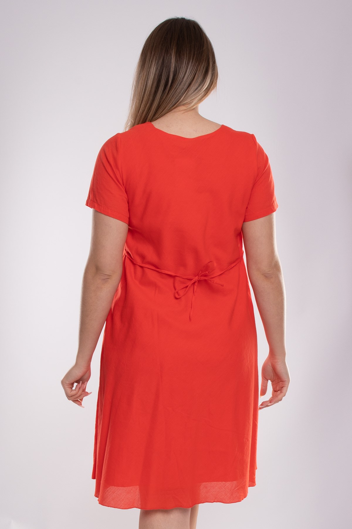 4614 Yaka Çiçek Nakışlı Beli İpli KısaKol Pamuk Otantik Elbise