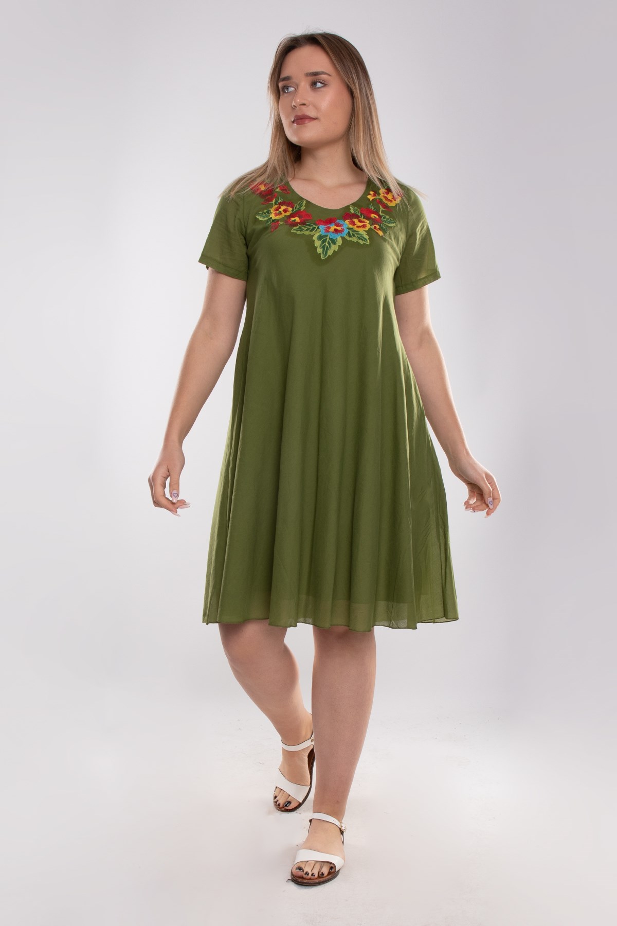 4614 Yaka Çiçek Nakışlı Beli İpli KısaKol Pamuk Otantik Elbise