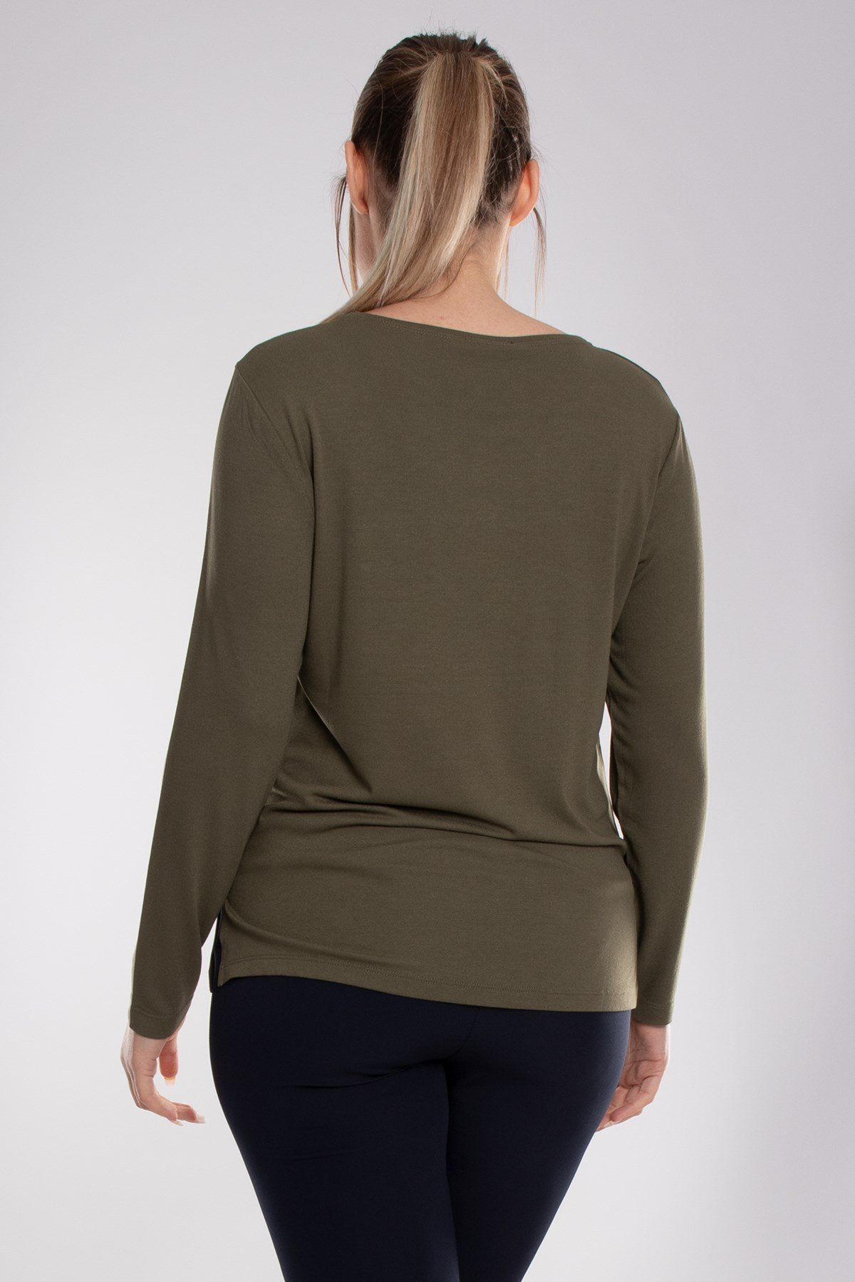 5003 Büyük Beden Taş Baskı Daire Desen Viscon Kadın Bluz