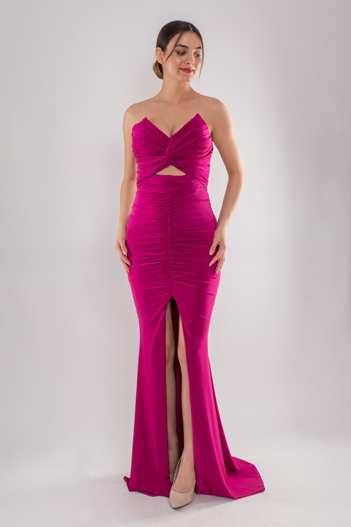 5064 Straplez Gögüs Dikyaka Önü Büzgülü Kristal Buzi Uzun Elbise