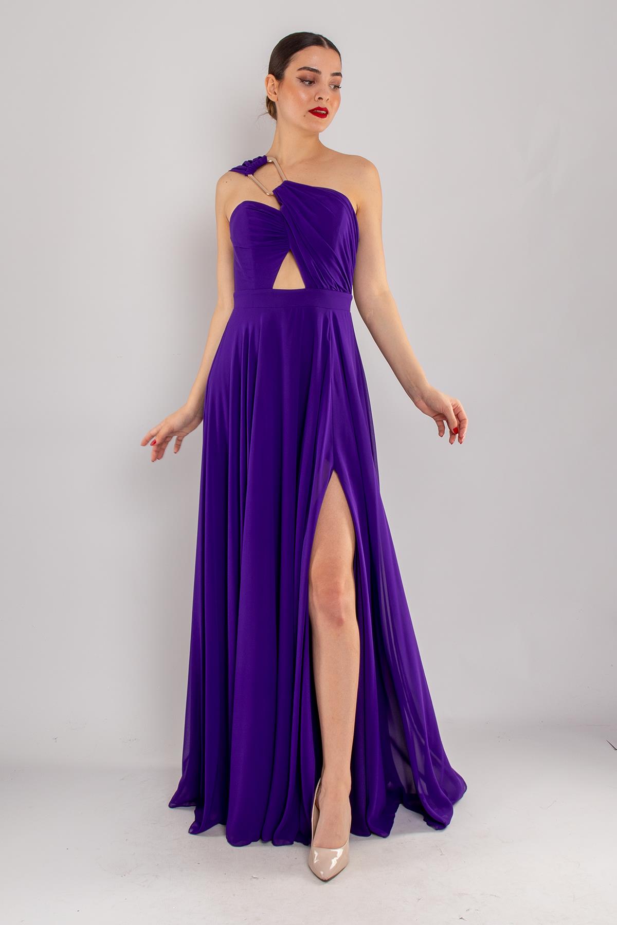 5073 Omuz Tokalı Helen Model Şifon Uzun Elbise