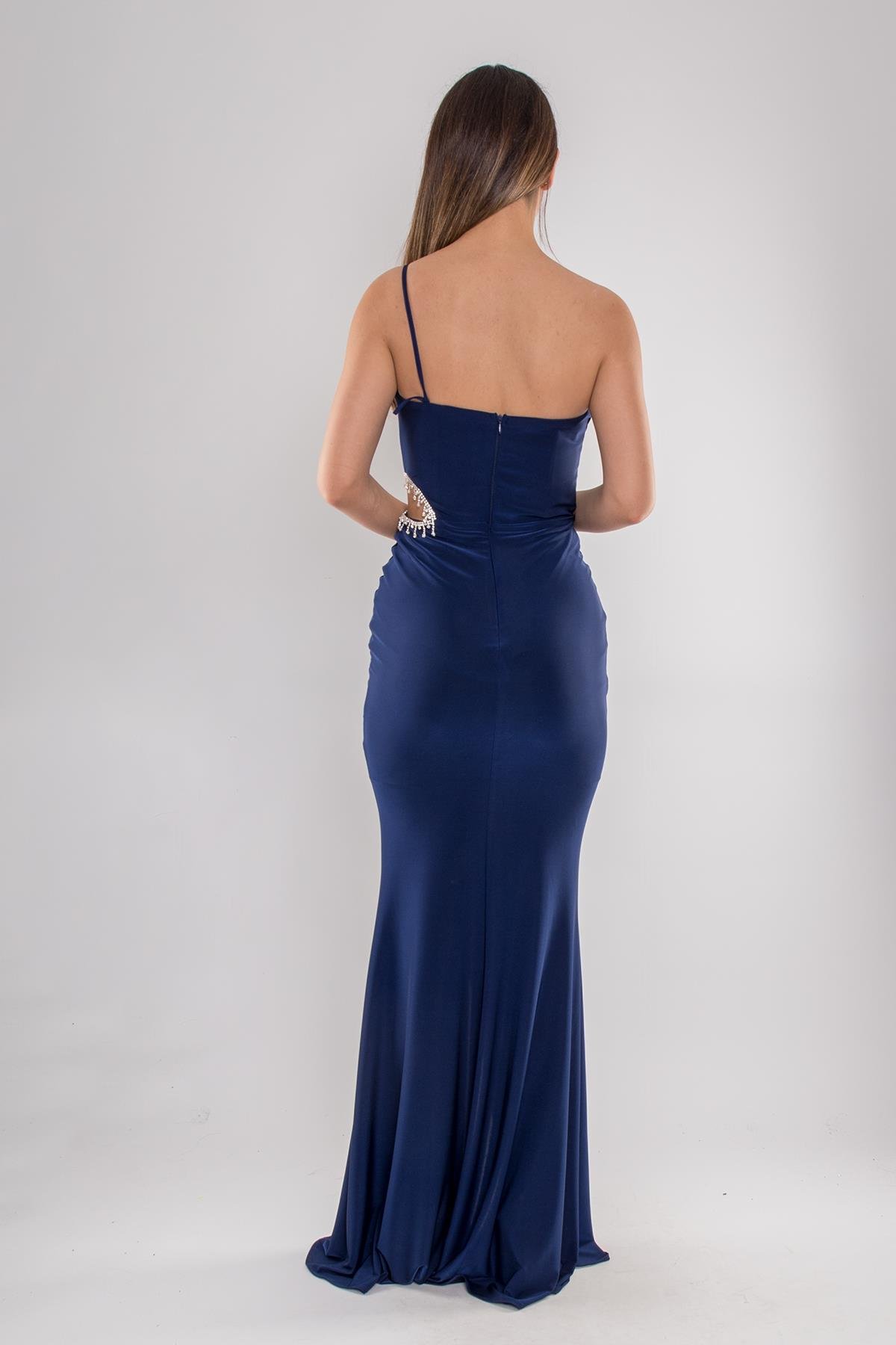 5088 Yanı Taşlı Pencereli Tek Omuz Buzi Uzun Elbise