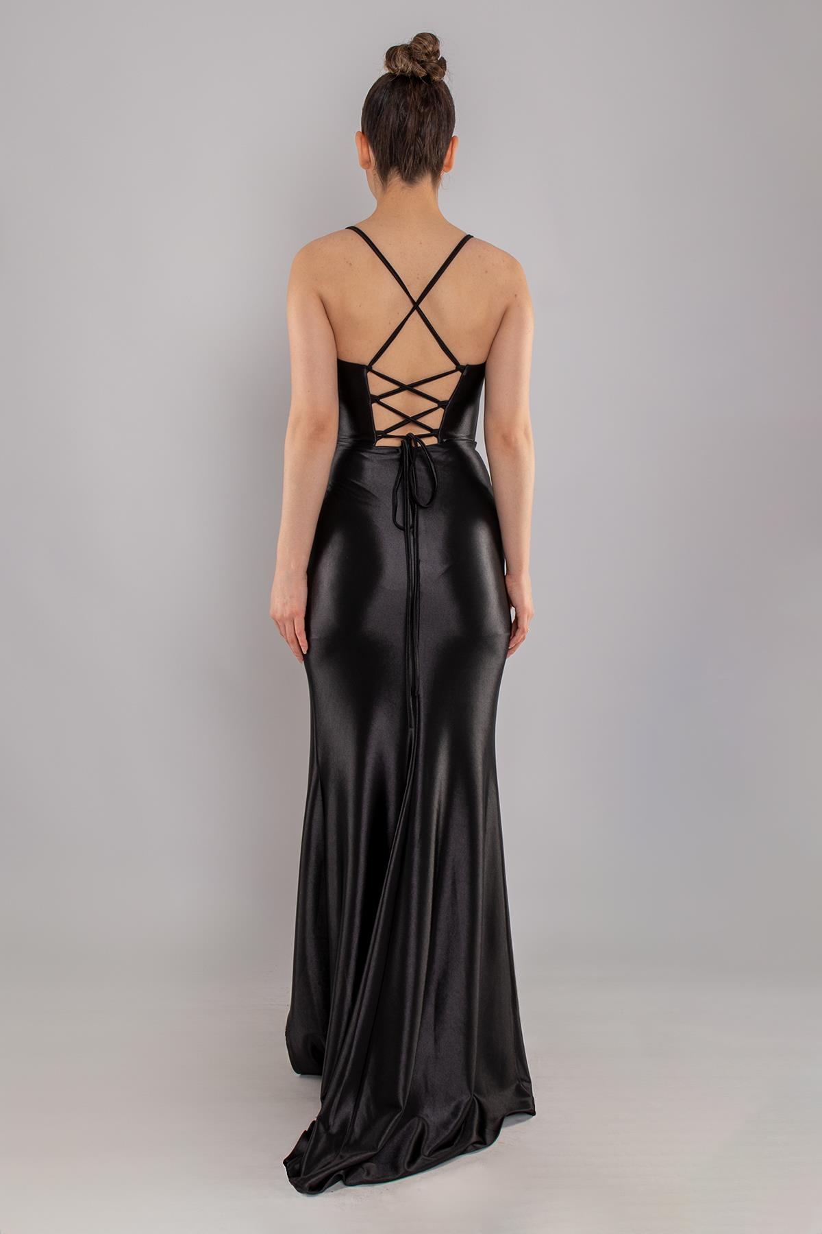 5118 İpAskı Degaje Yaka Balenli Örme Saten Uzun Elbise